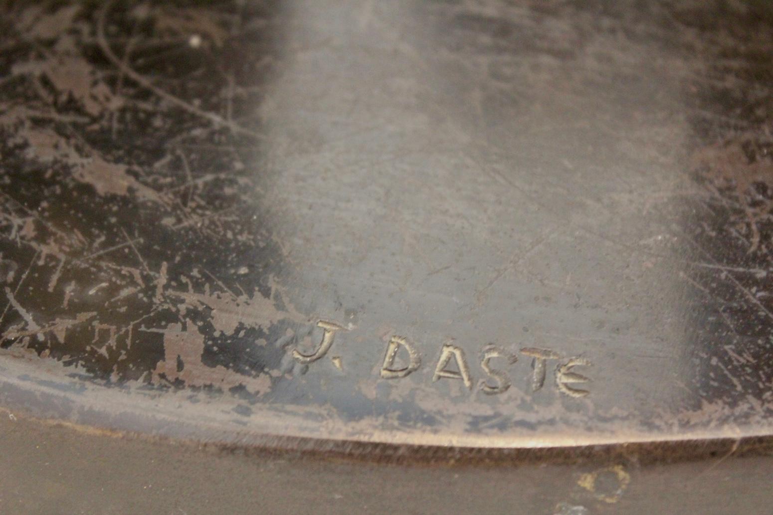 Exquisit Sculptural Bronze Penguin Coffee Table by J. Daste 3
