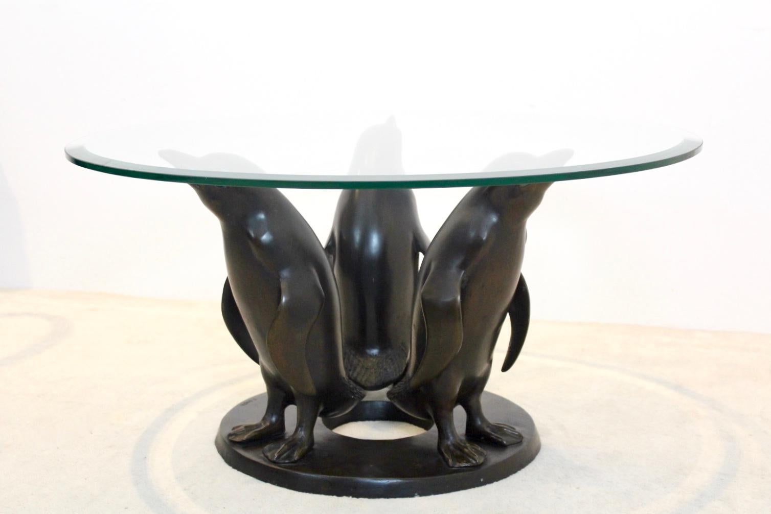 Exquisit Sculptural Bronze Penguin Coffee Table by J. Daste In Good Condition In Voorburg, NL