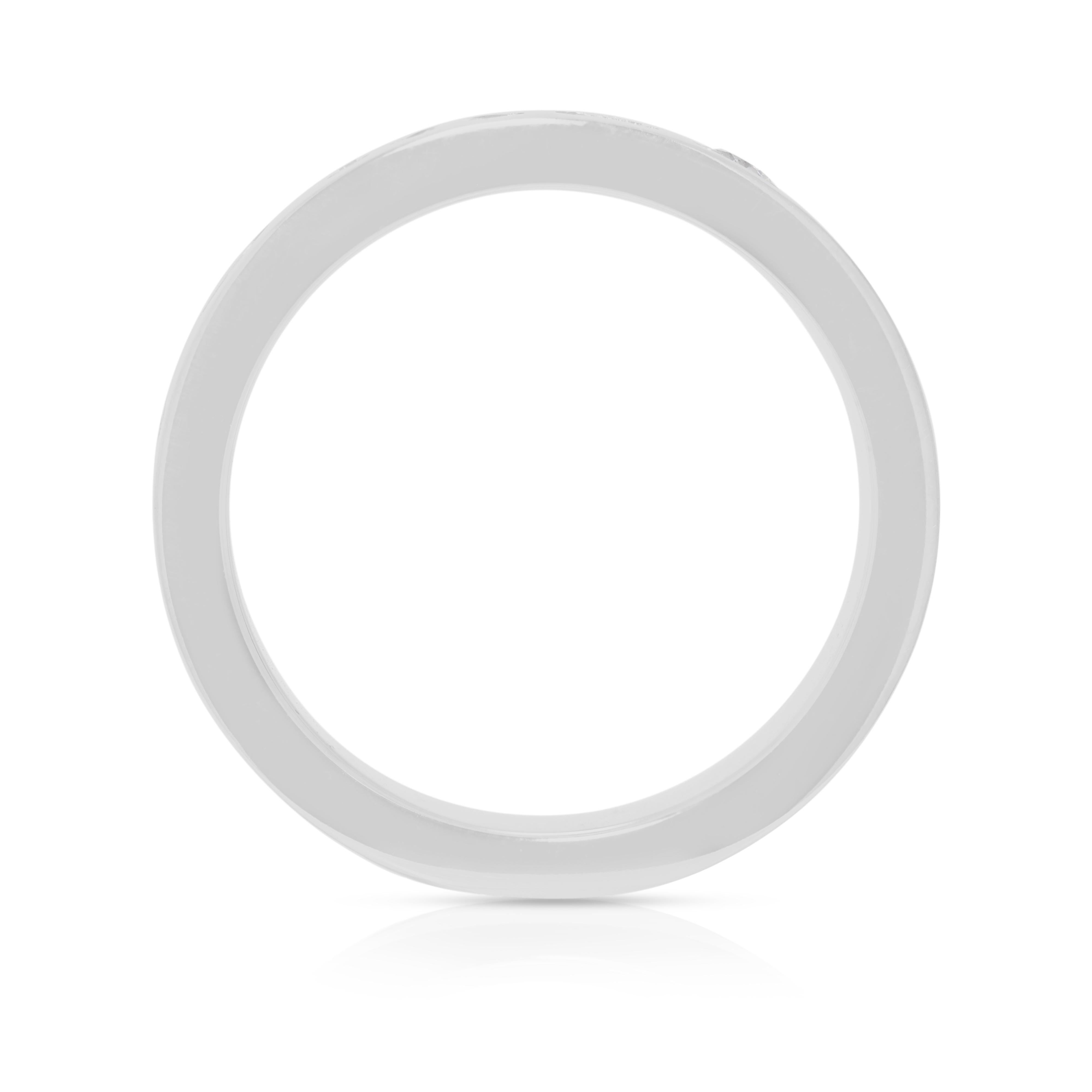 Exquisite 0,04ct Diamant Bvlgari Logo Ring in 18K Weißgold im Angebot 2