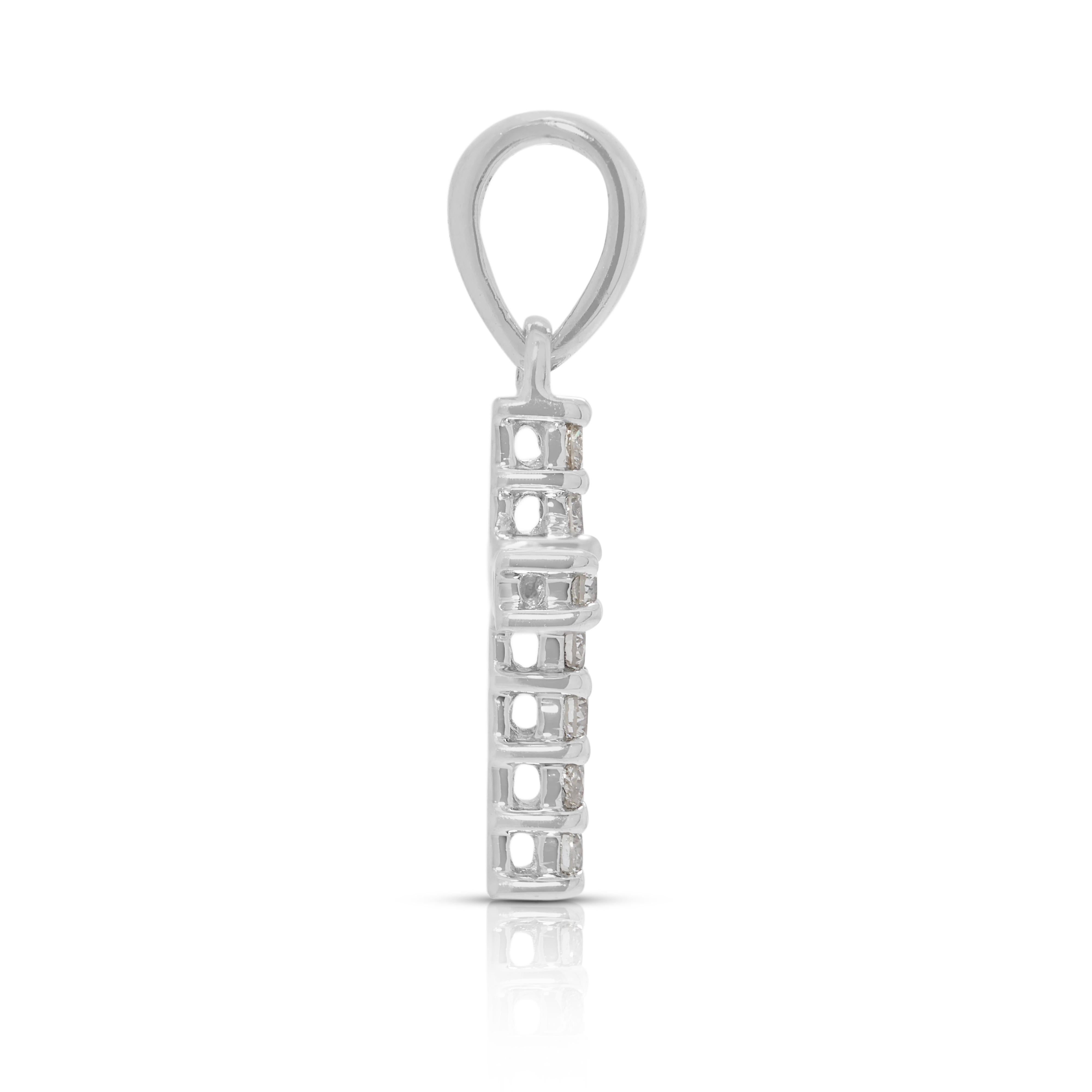 Pendentif croix en or blanc 18 carats avec diamant naturel de 0,07 ct exquis Pour femmes en vente