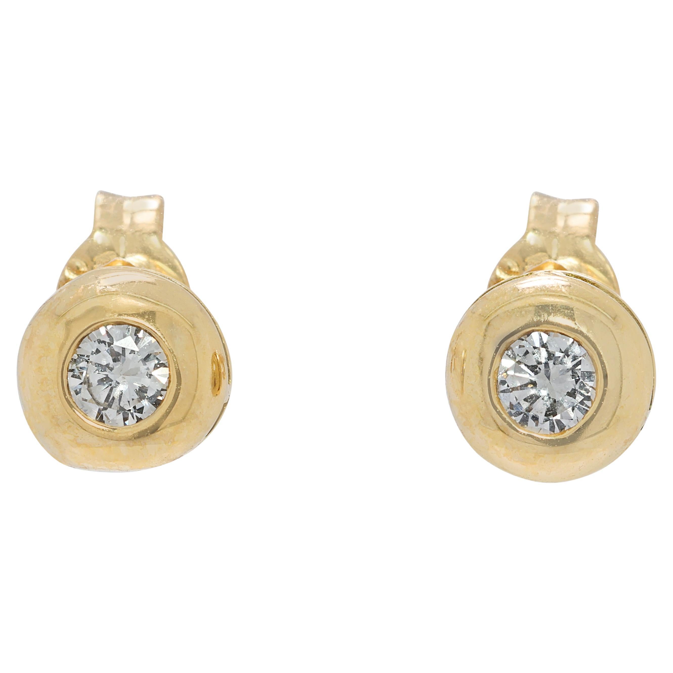 Boucles d'oreilles exquises en or jaune 18 carats et diamant naturel de 0,10 carats