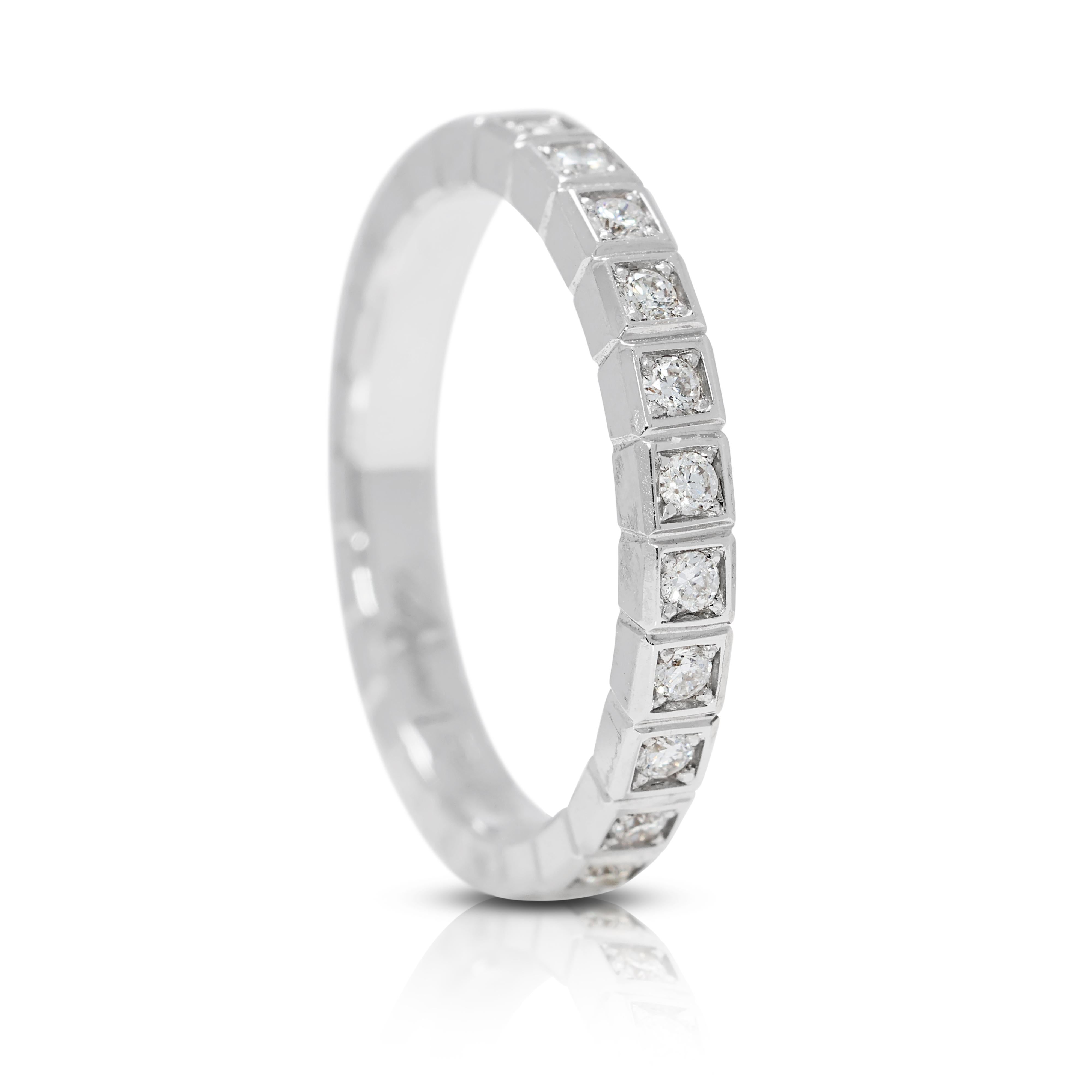 Women's Exquisite 0.24ct Natural Diamonds 18K White Gold Chopard Ring For Sale