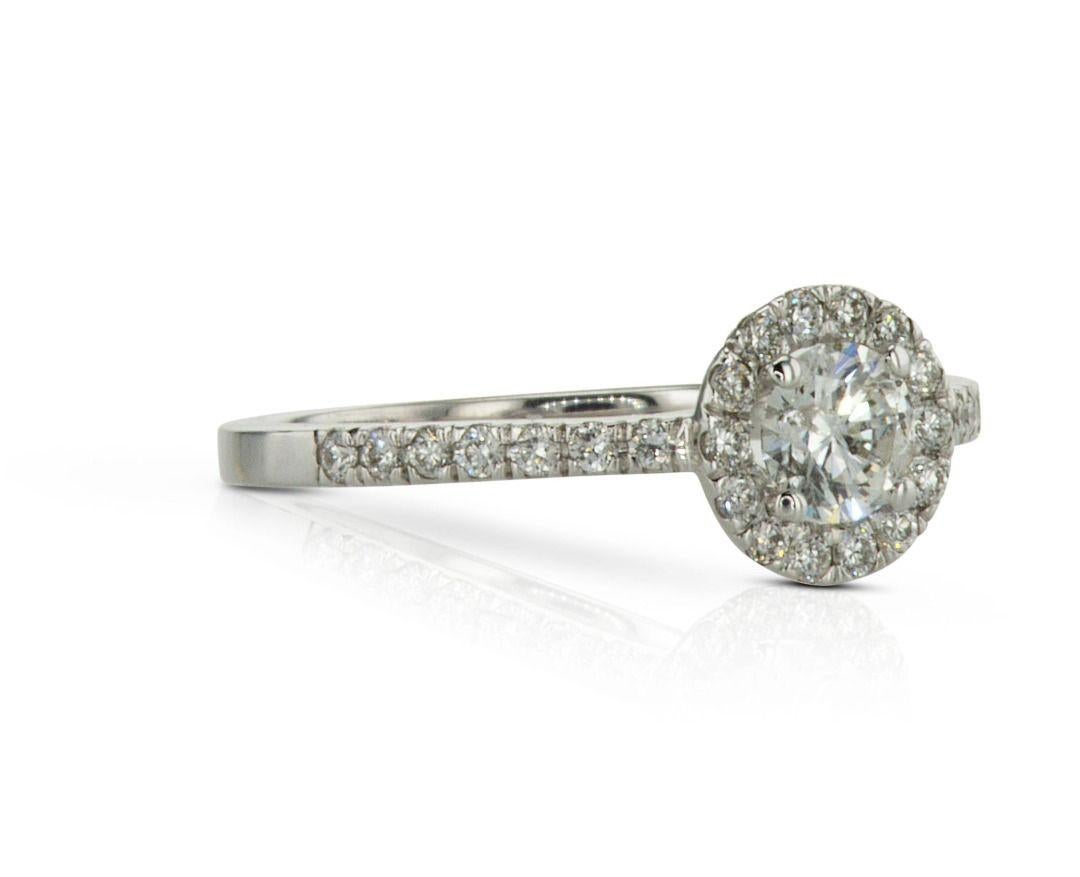 Squisito anello aureola da 0,27 carati in oro bianco 14K In condizioni Nuovo in vendita a רמת גן, IL