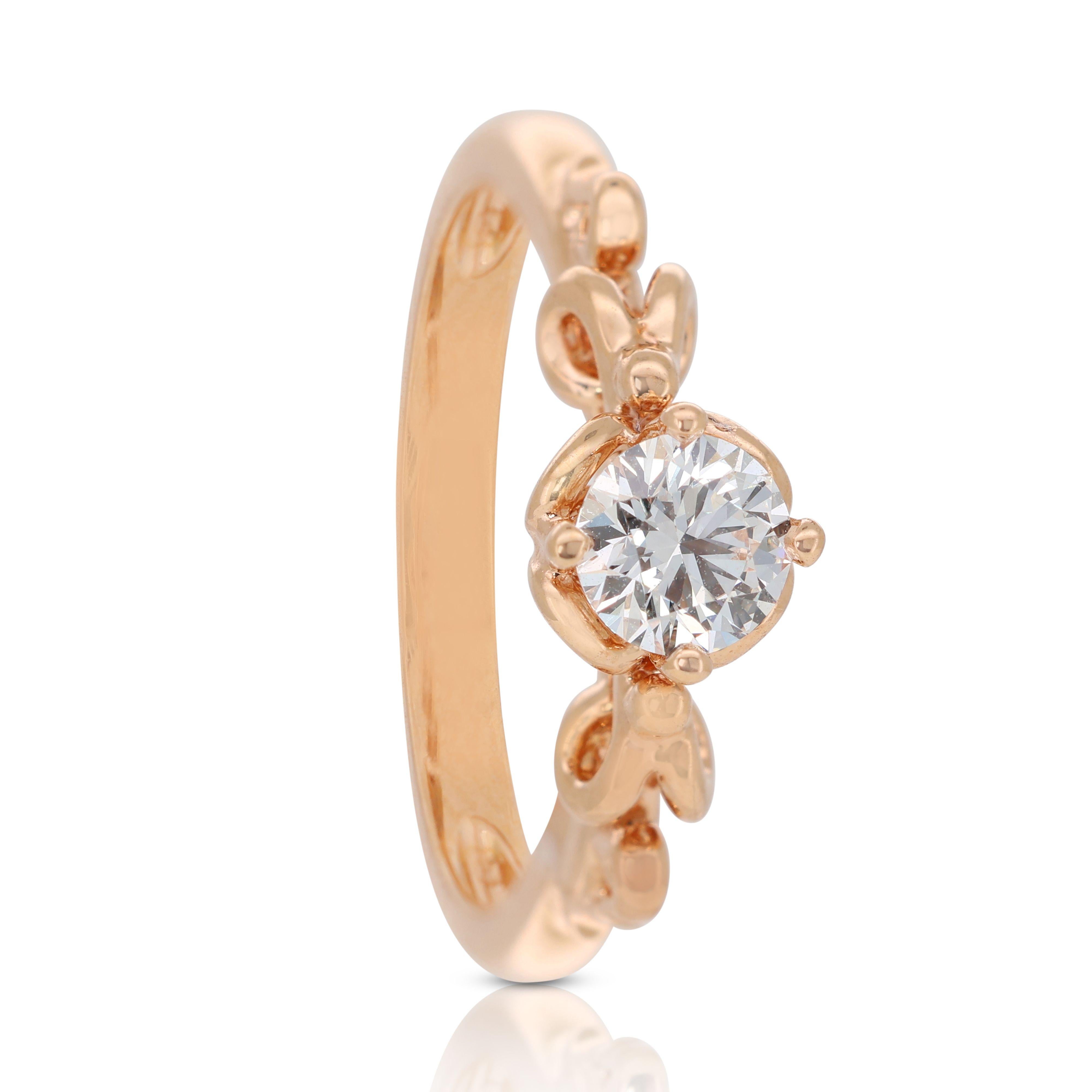 Exquisite 0.30ct Solitaire Diamond Ring set in 18K Rose Gold For Sale 1