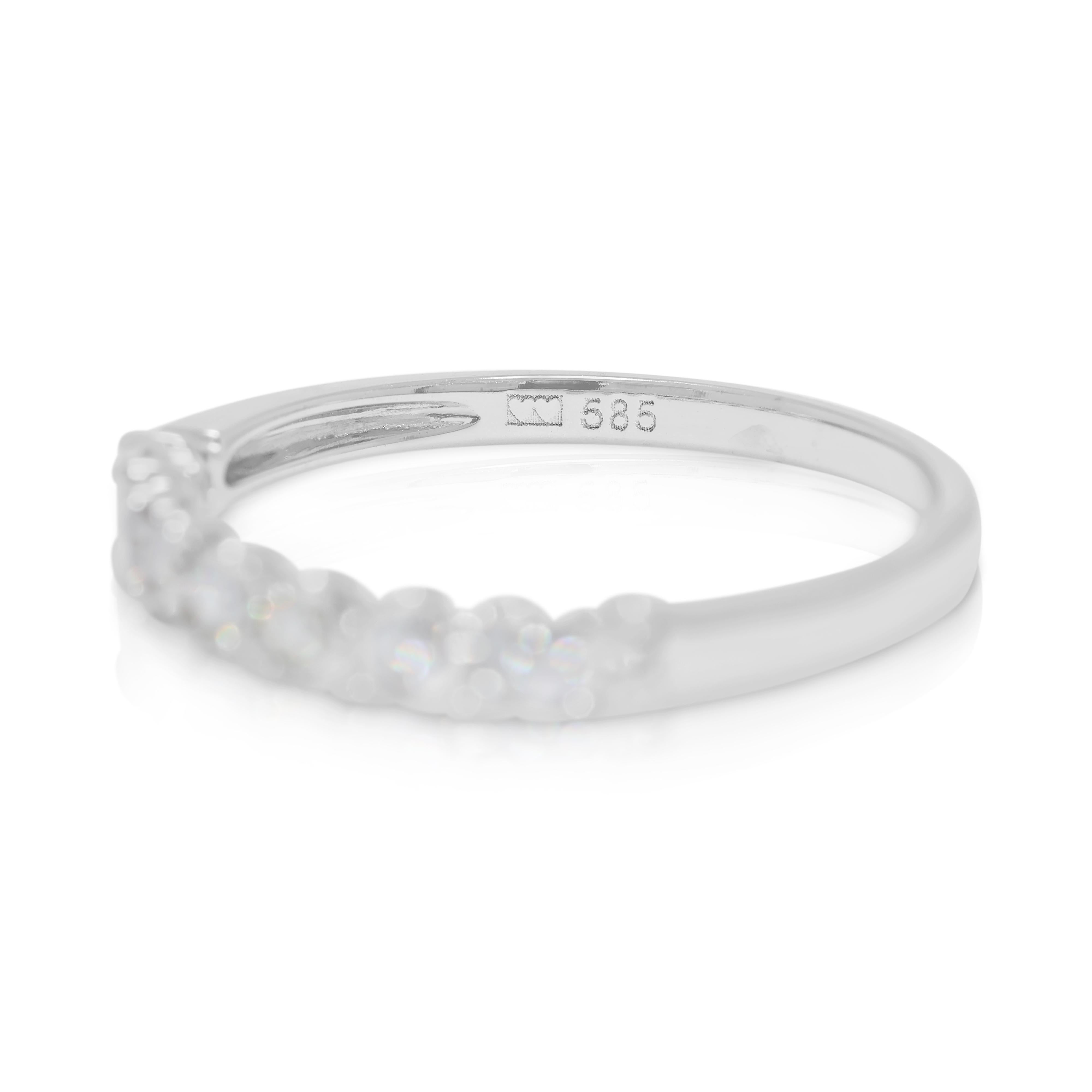 Exquisite 0.36ct Natural Diamond 14K White Gold Ring by Gold Heart In Excellent Condition For Sale In רמת גן, IL