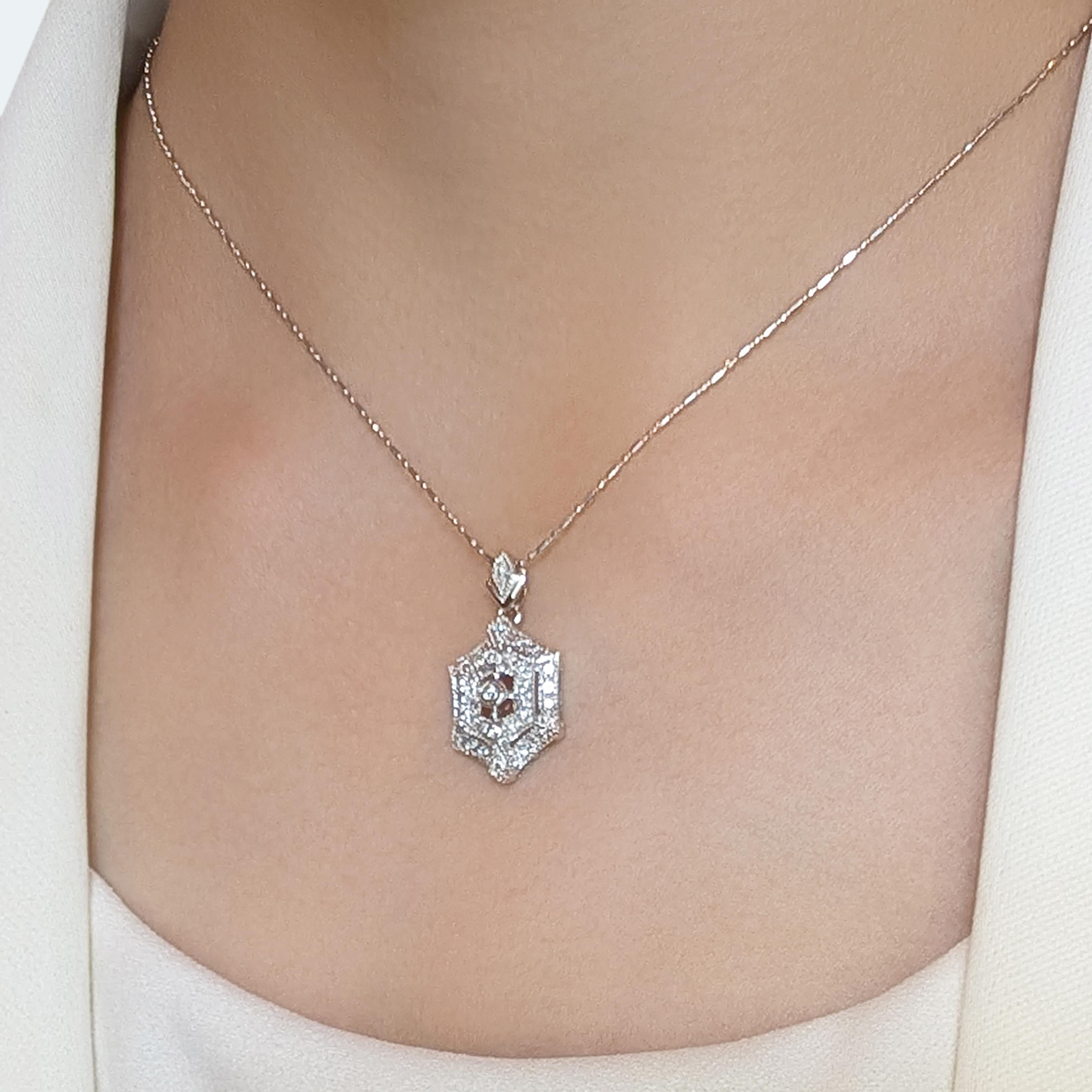 Exquisito Colgante de Diamantes Naturales de 0,4ct en Oro Blanco de 14K en venta 2