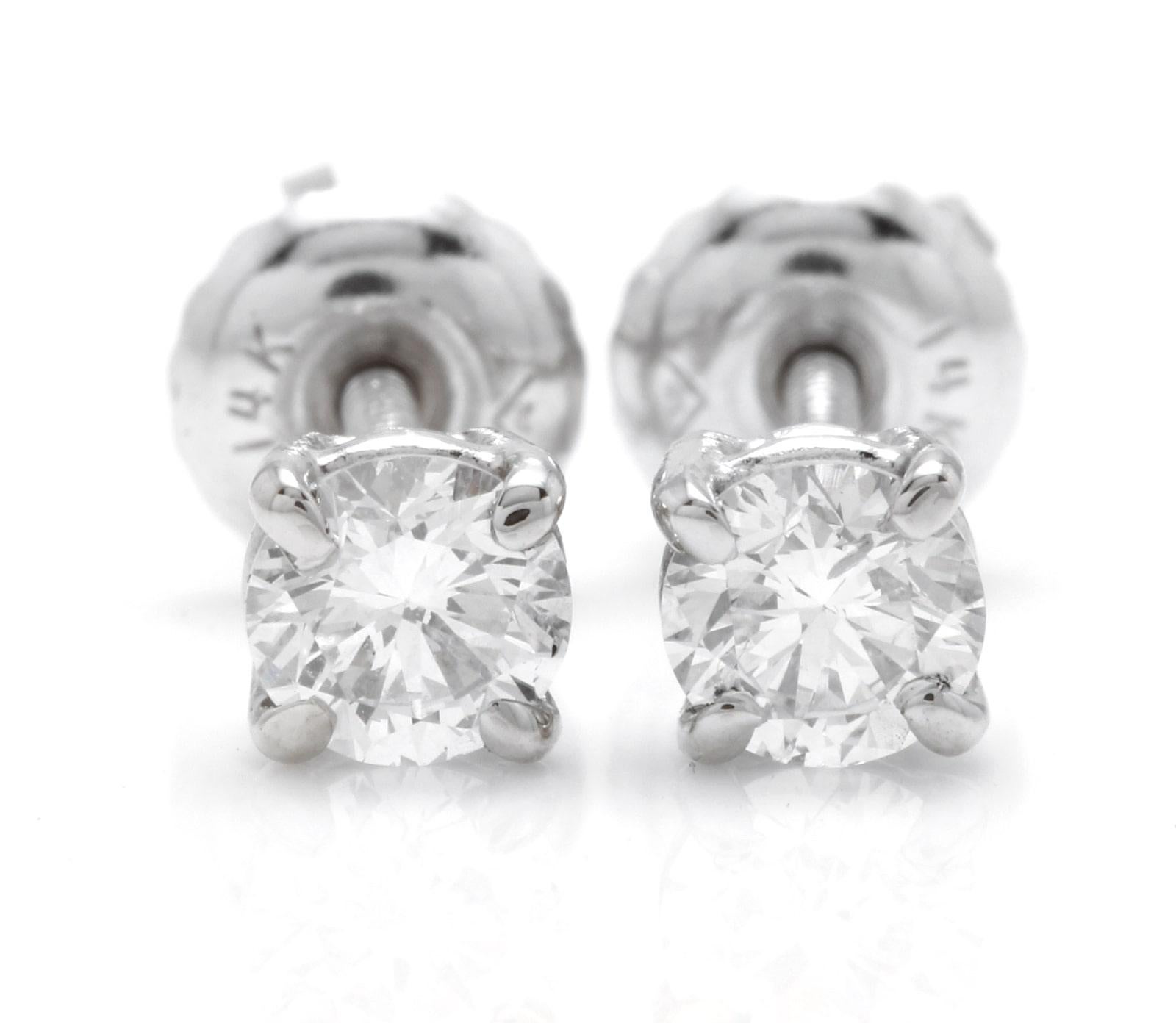 Exquisite 0.50 Carat Natural Diamond 14 Karat Solid White Gold Stud Earrings In New Condition For Sale In Los Angeles, CA
