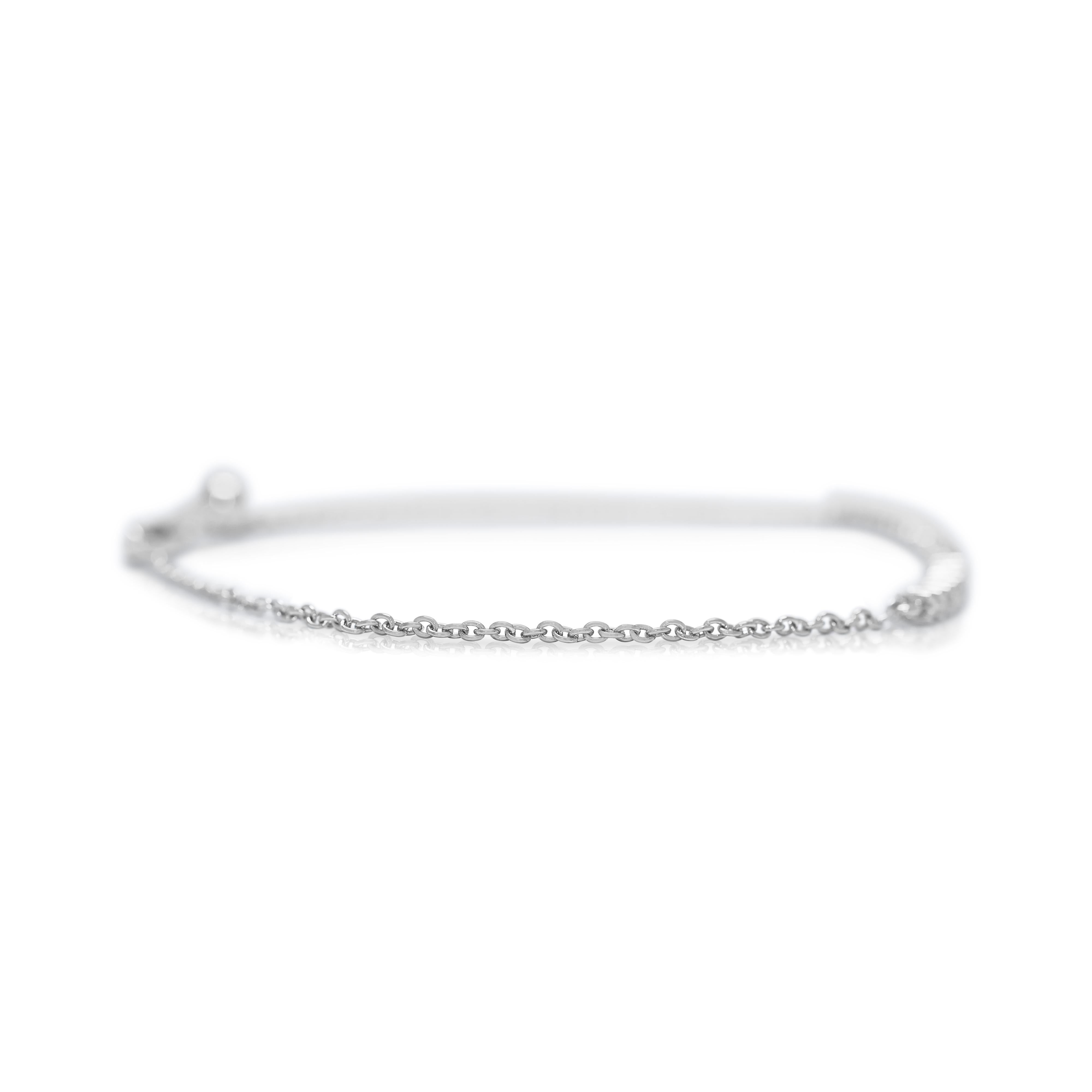 Taille ronde Bracelet exquis de 0,57ct de diamant en or blanc 18K en vente