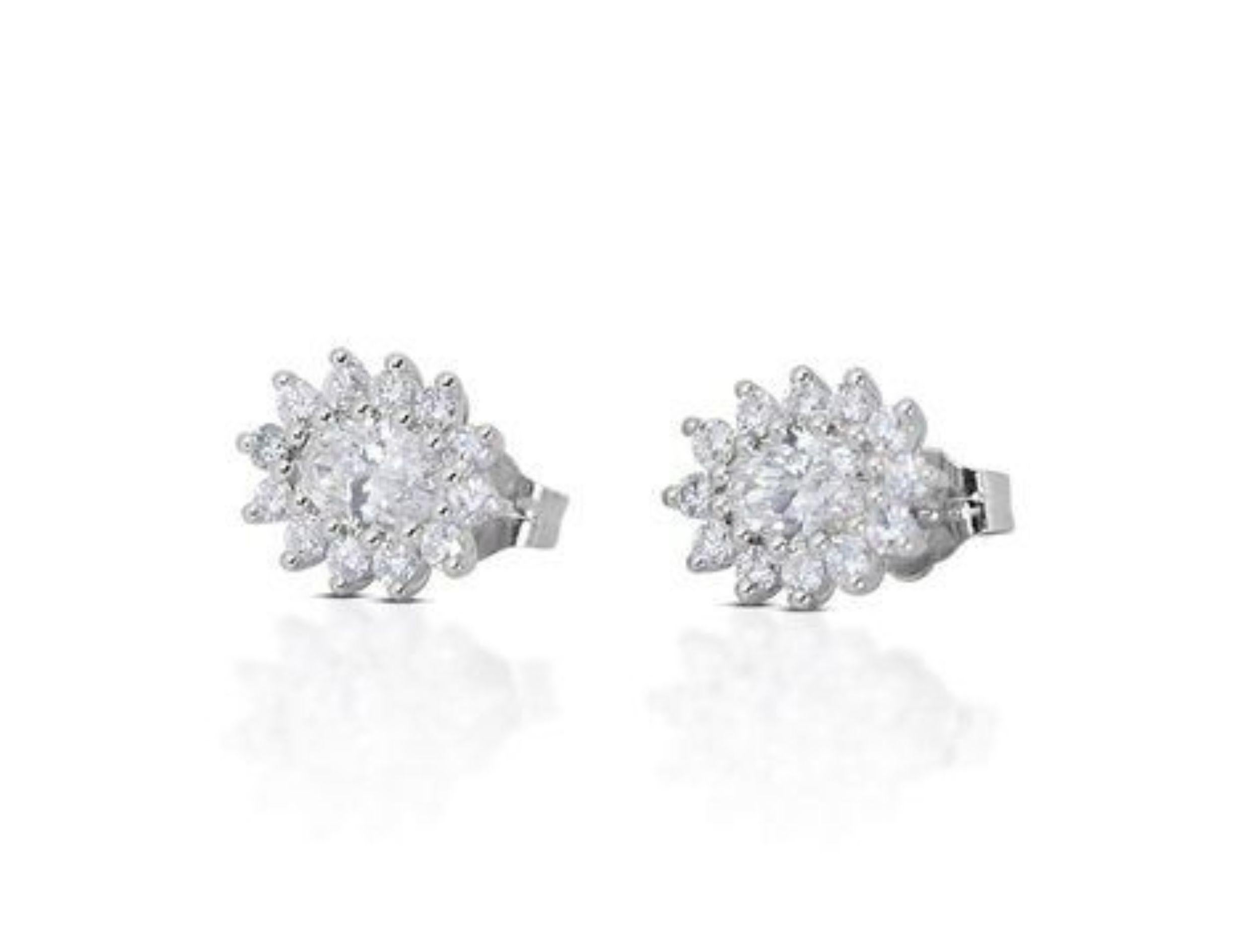 Exquisite 0,6 Karat ovale Brillant-Diamant-Ohrringe mit 0,41 Karat Seitendiamant im Angebot 4