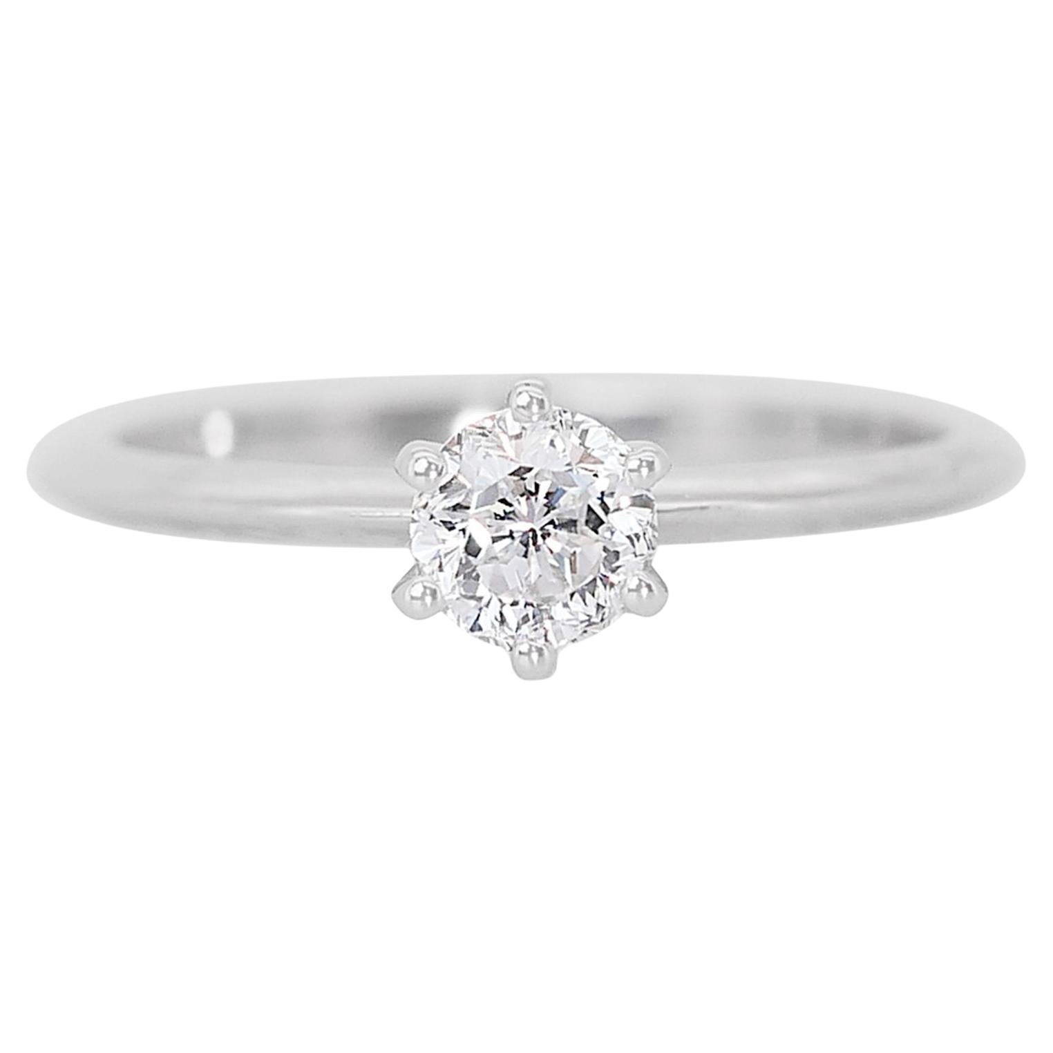Exquisite 0.70ct Round Diamond Solitaire Ring in 18k White Gold - GIA Certified For Sale
