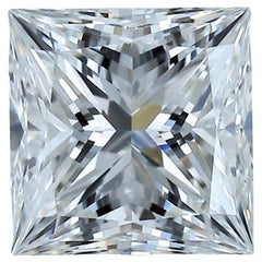 Exquisite 0.71ct Gorgeus Cut Natural Diamond - GIA Certified