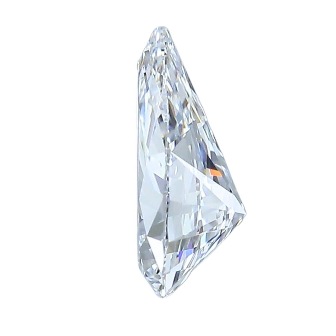 Exquisite 0.71ct Ideal Cut Pear-Shaped Diamond - GIA Certified  In New Condition For Sale In רמת גן, IL