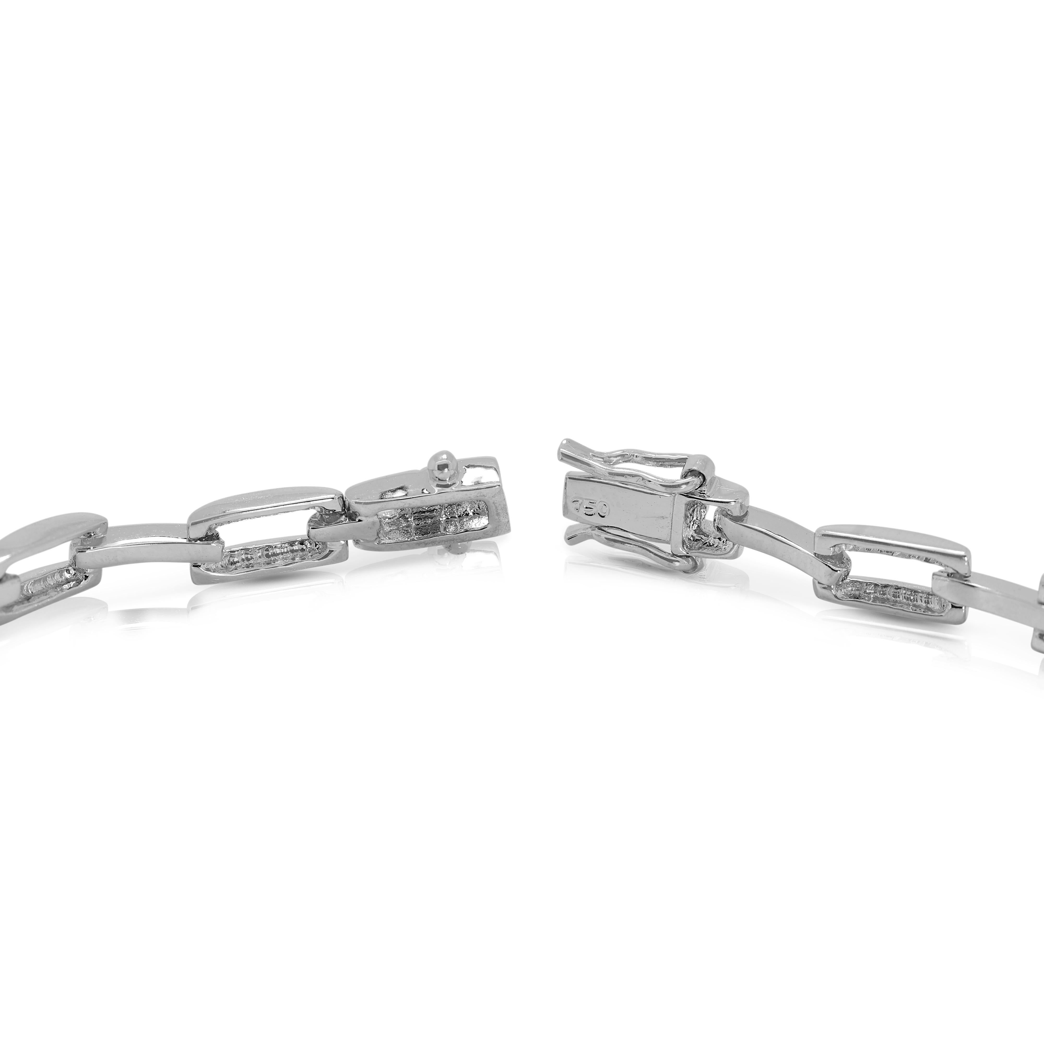 Exquisite 0.80ct Natural Diamond Bracelet in 18K White Gold For Sale 2