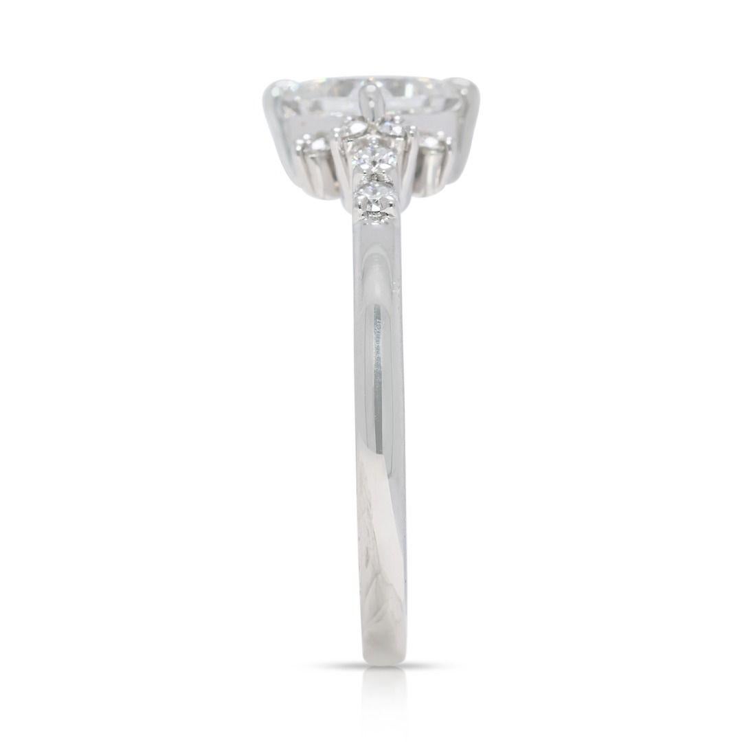 Exquisite 0.85ct Natural Diamond Platinum Ring by HAMRI en vente 1