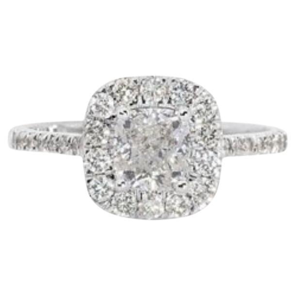 Exquisite 0.9 Carat Cushion Diamond Ring in 18K White Gold For Sale