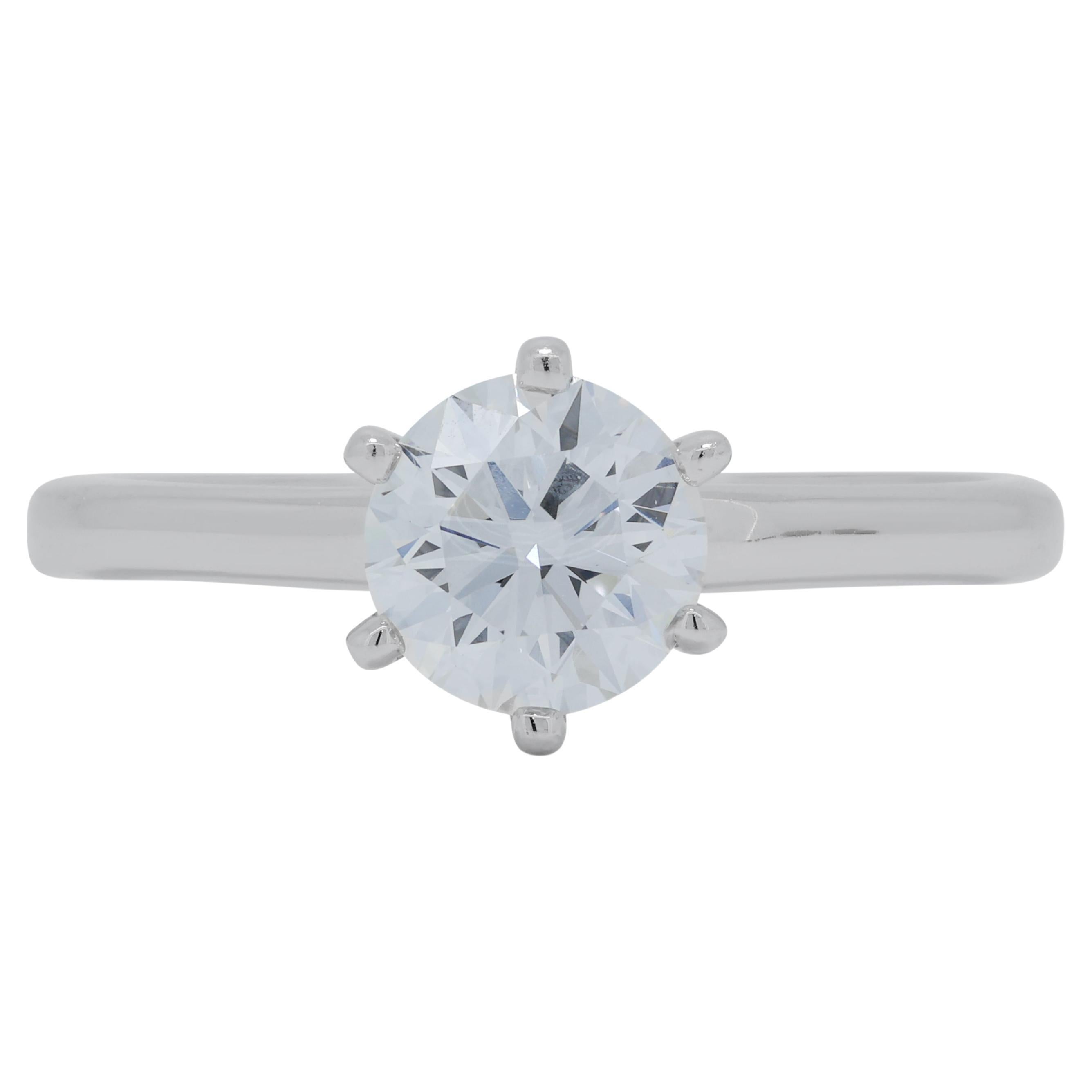 Exquisite 0.90ct Diamond Solitaire Ring in 18K White Gold  For Sale
