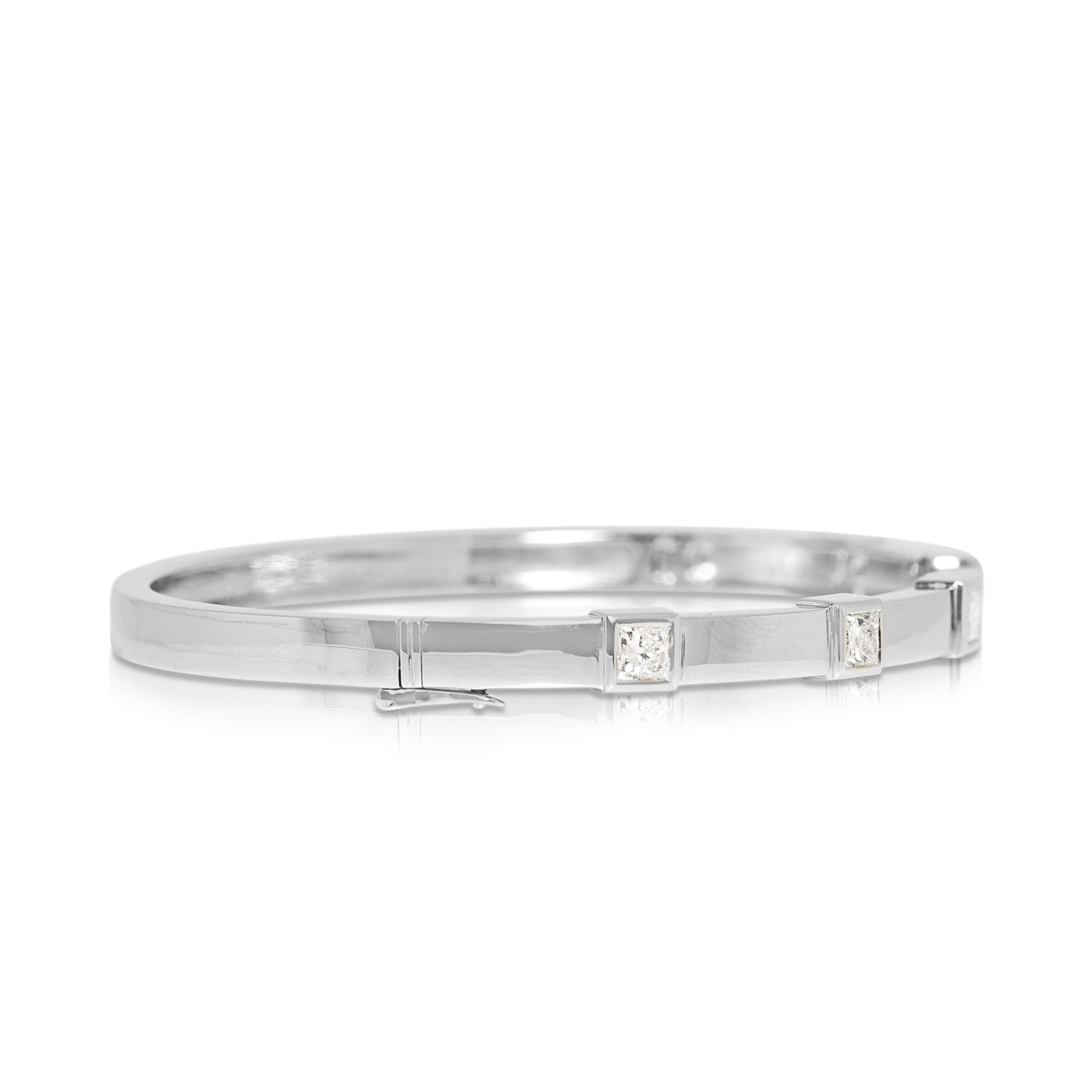 Squisito bracciale con diamanti naturali da 0,9 carati in oro bianco 18 carati in vendita 1