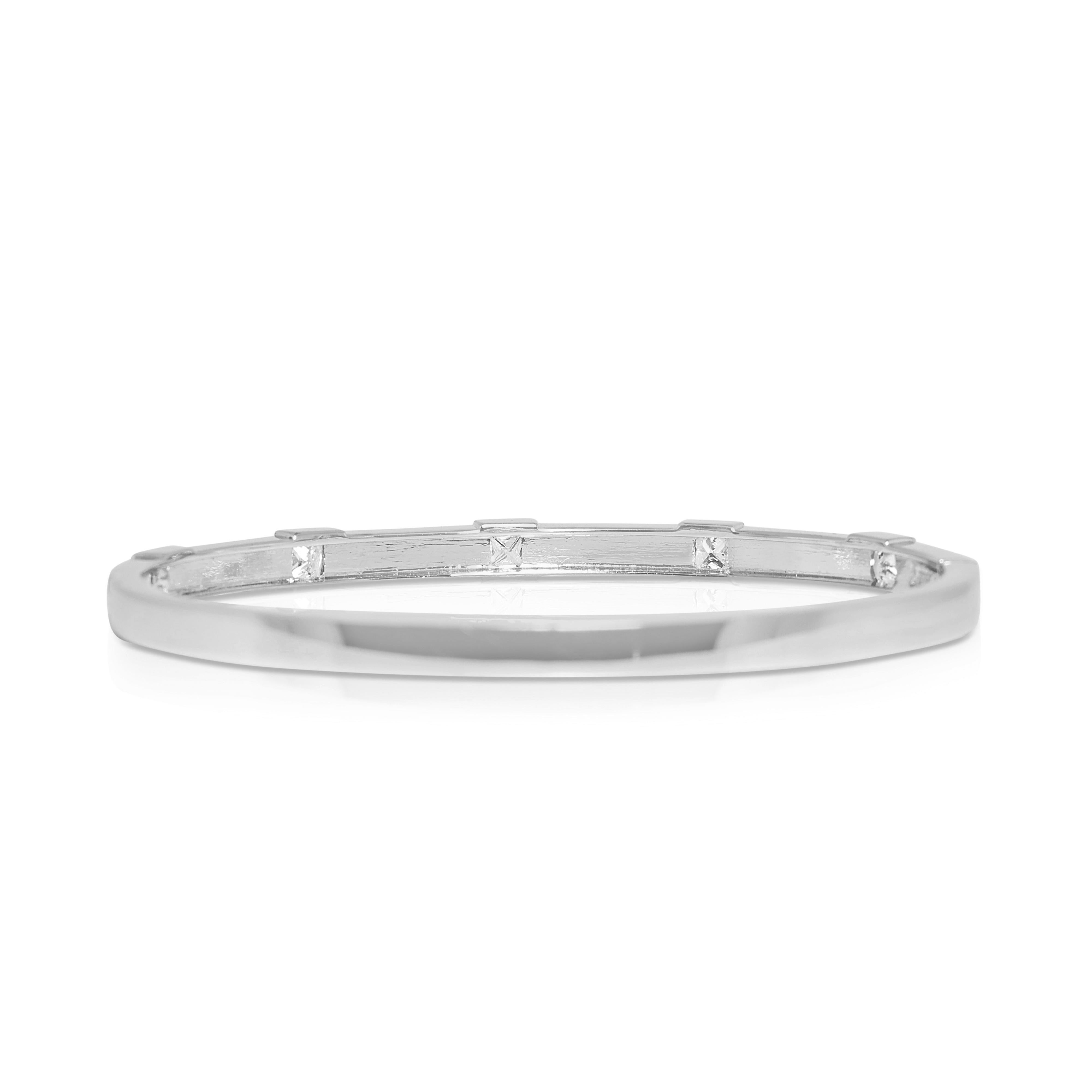 Squisito bracciale con diamanti naturali da 0,9 carati in oro bianco 18 carati in vendita 2