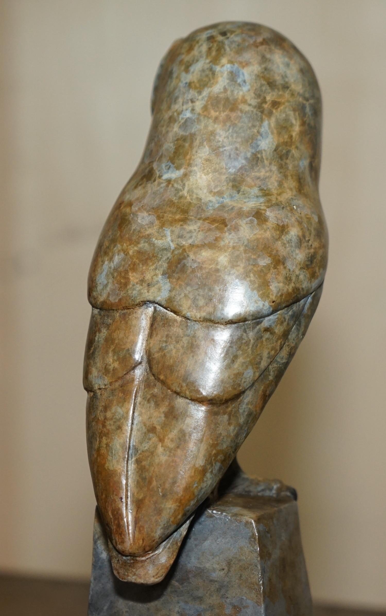 Exquisite 1/25 Limited Edition Alan Biggs Solid Bronze Owl Signed and Numbered For Sale 4