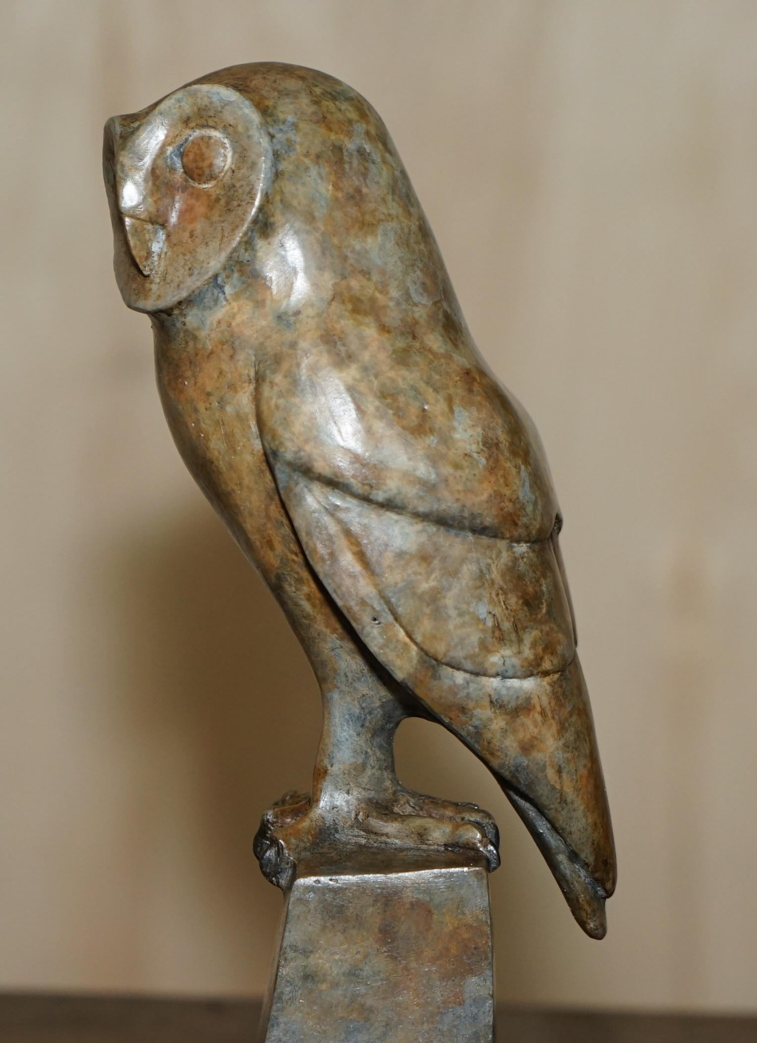 Exquisite 1/25 Limited Edition Alan Biggs Solid Bronze Owl Signed and Numbered For Sale 2