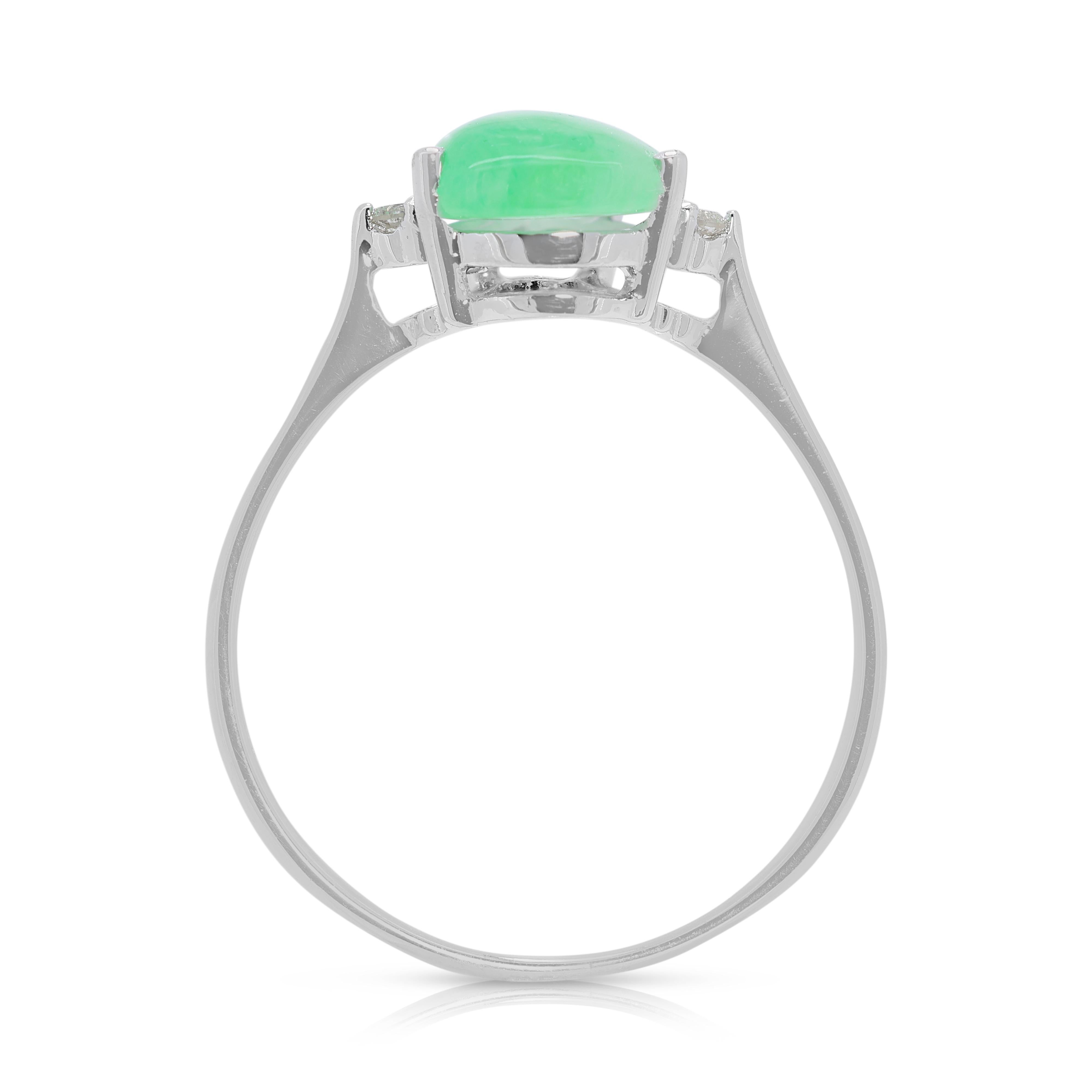 Exquisite 1 carat & 33 points Jade Ring with Natural Diamonds in 18K White Gold For Sale 2