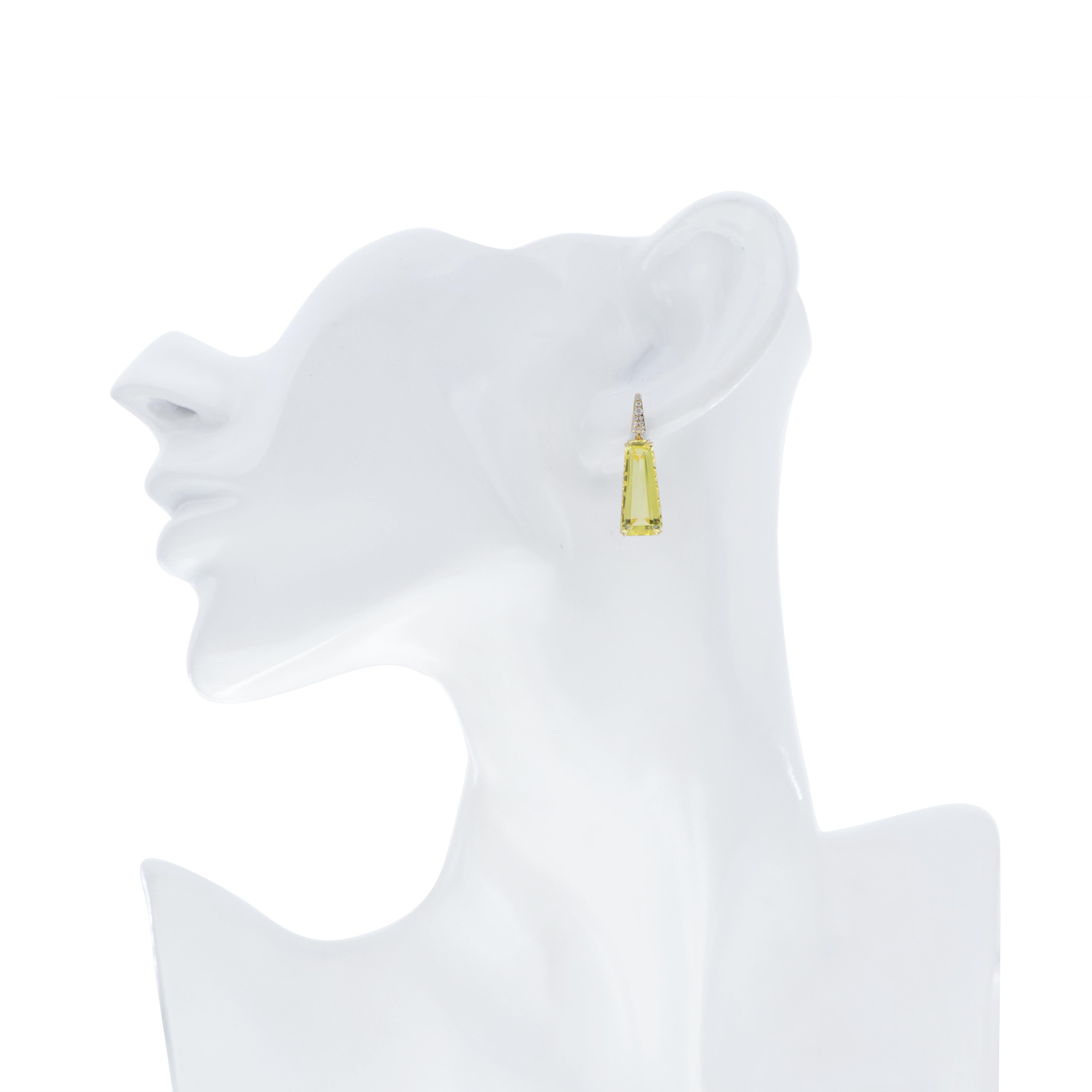 Exquisite 10.0 cts Lemon Quartz & Diamond Earrings, Handcrafted in 18K Gold For Sale 1