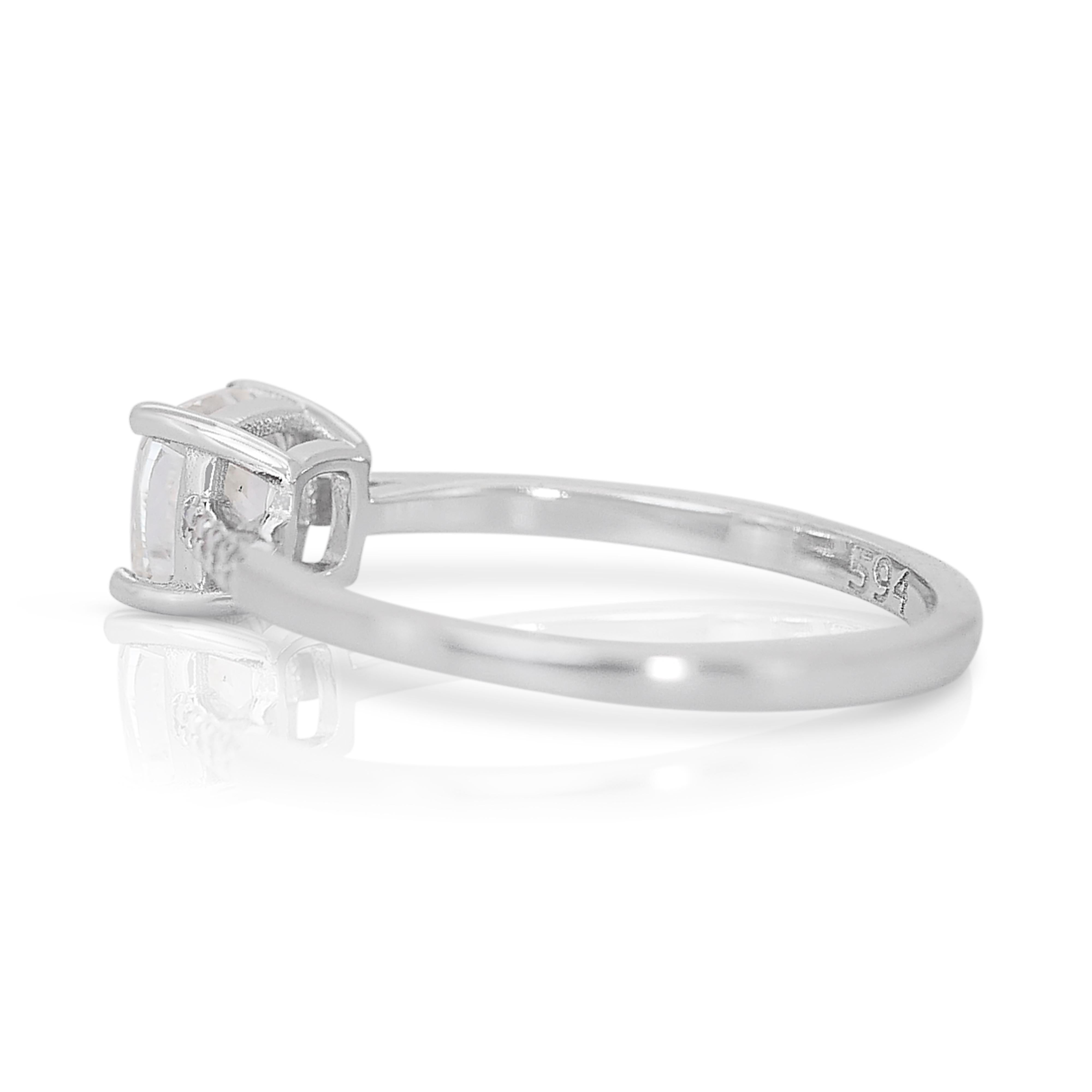 Taille coussin Magnifique bague pavée de diamants de 1,07 carat en or blanc 14 carats, certifiée GIA en vente