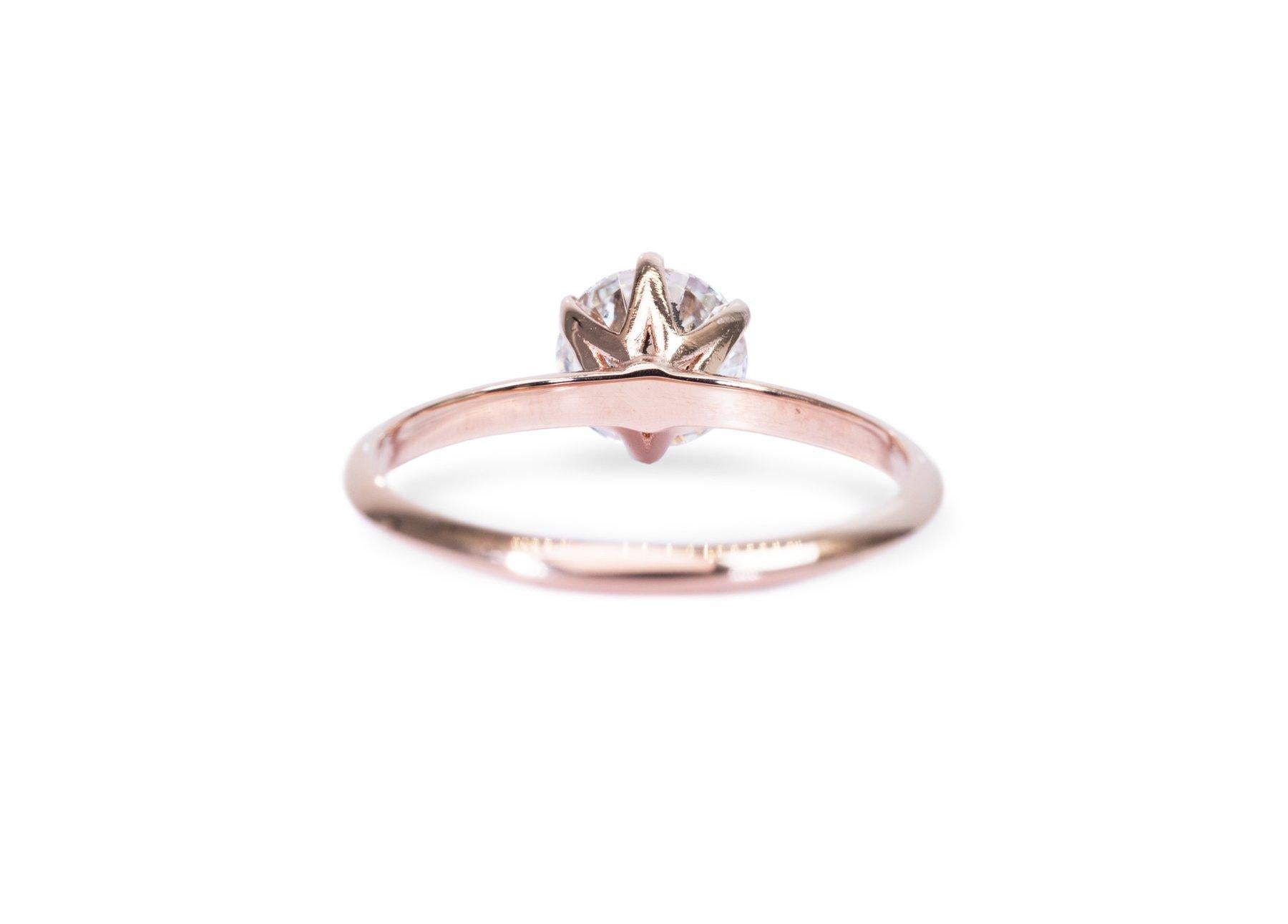 Exquisite 1.09ct Diamond Solitaire Ring in 18k Rose Gold - GIA Certified For Sale 2