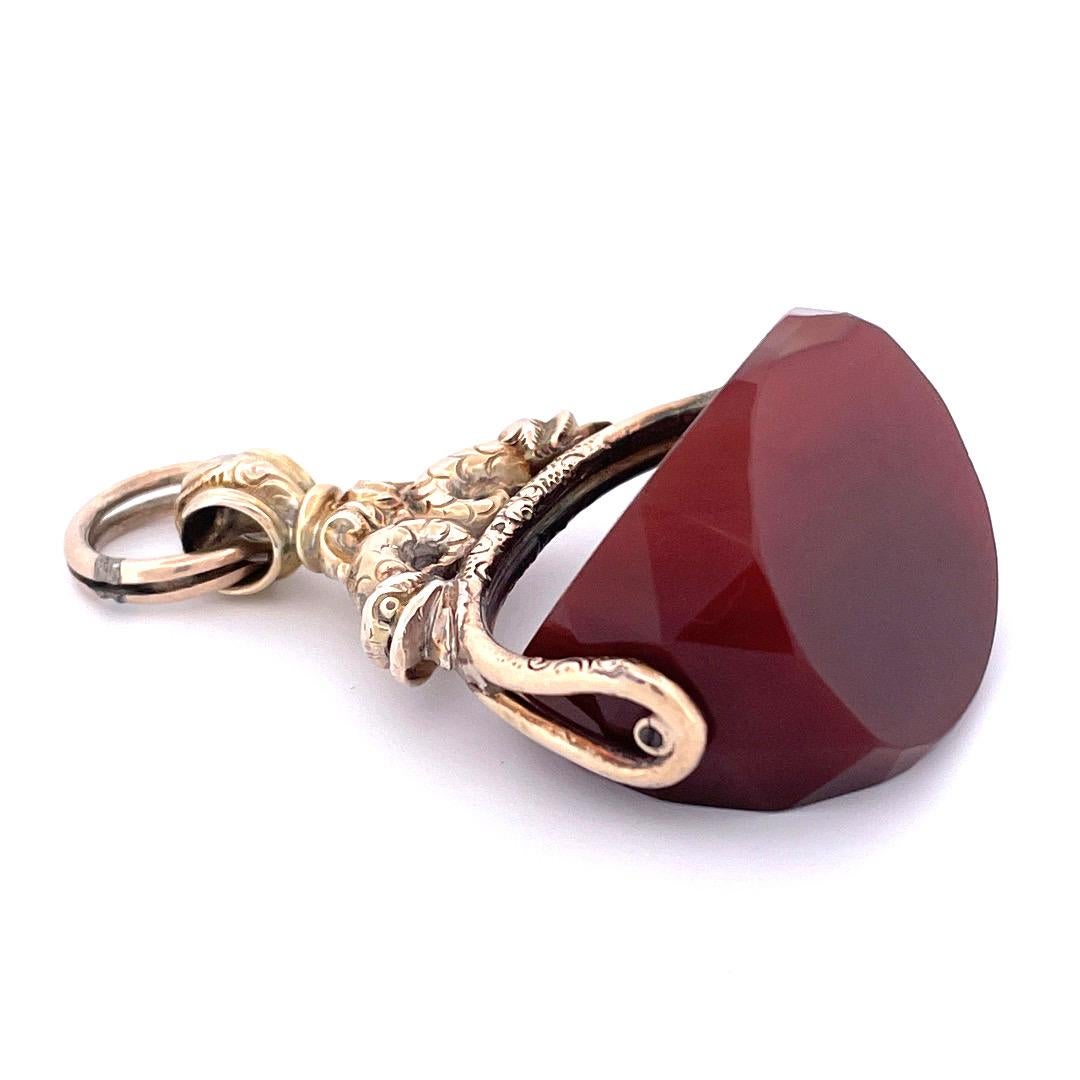 Women's or Men's Exquisite 10k Yellow Gold Spinning Carnelian Watch Fab Pendant For Sale