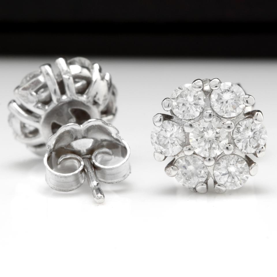 Round Cut Exquisite 1.15 Carat Natural Diamond 14 Karat Solid White Gold Stud Earrings For Sale