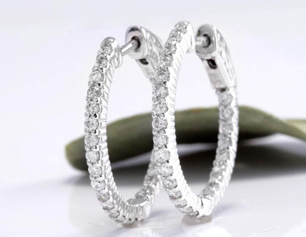 Round Cut Exquisite 1.15 Carat Natural Diamond 14 Karat Solid White Gold Hoop Earrings For Sale