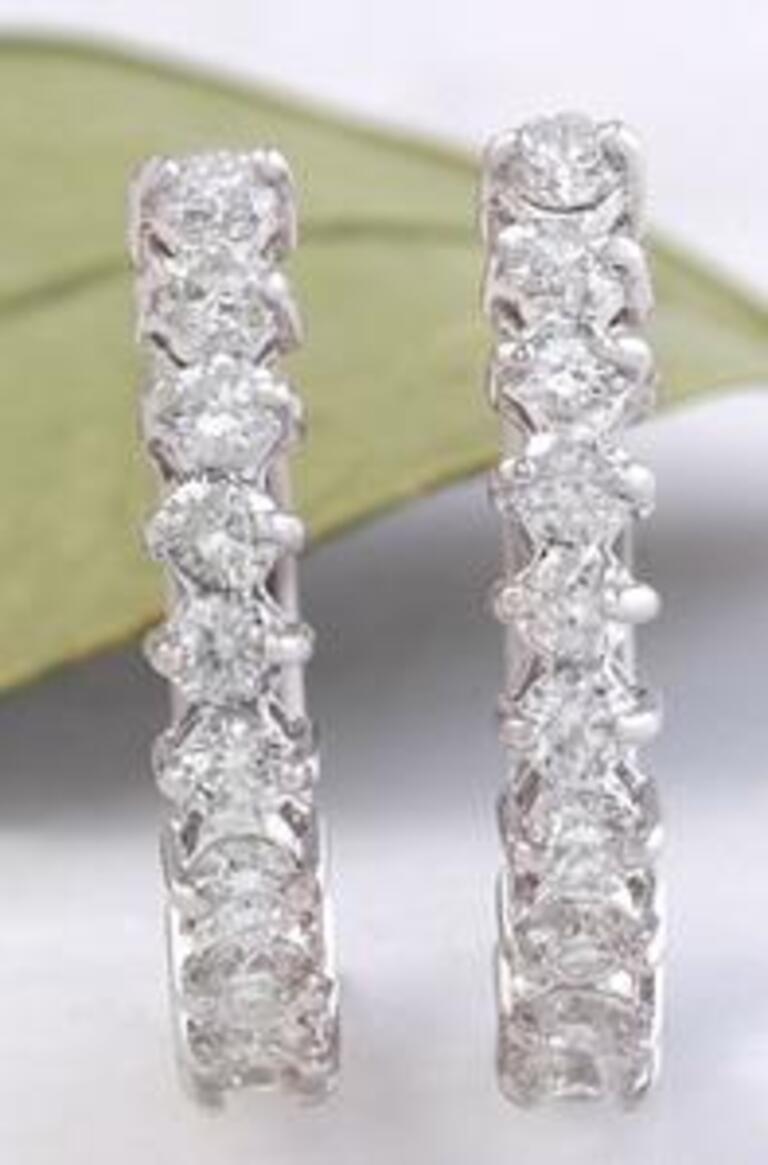 Magnifiques boucles d'oreilles huggies en or blanc massif 14 carats avec diamants naturels de 1,25 carat Pour femmes en vente