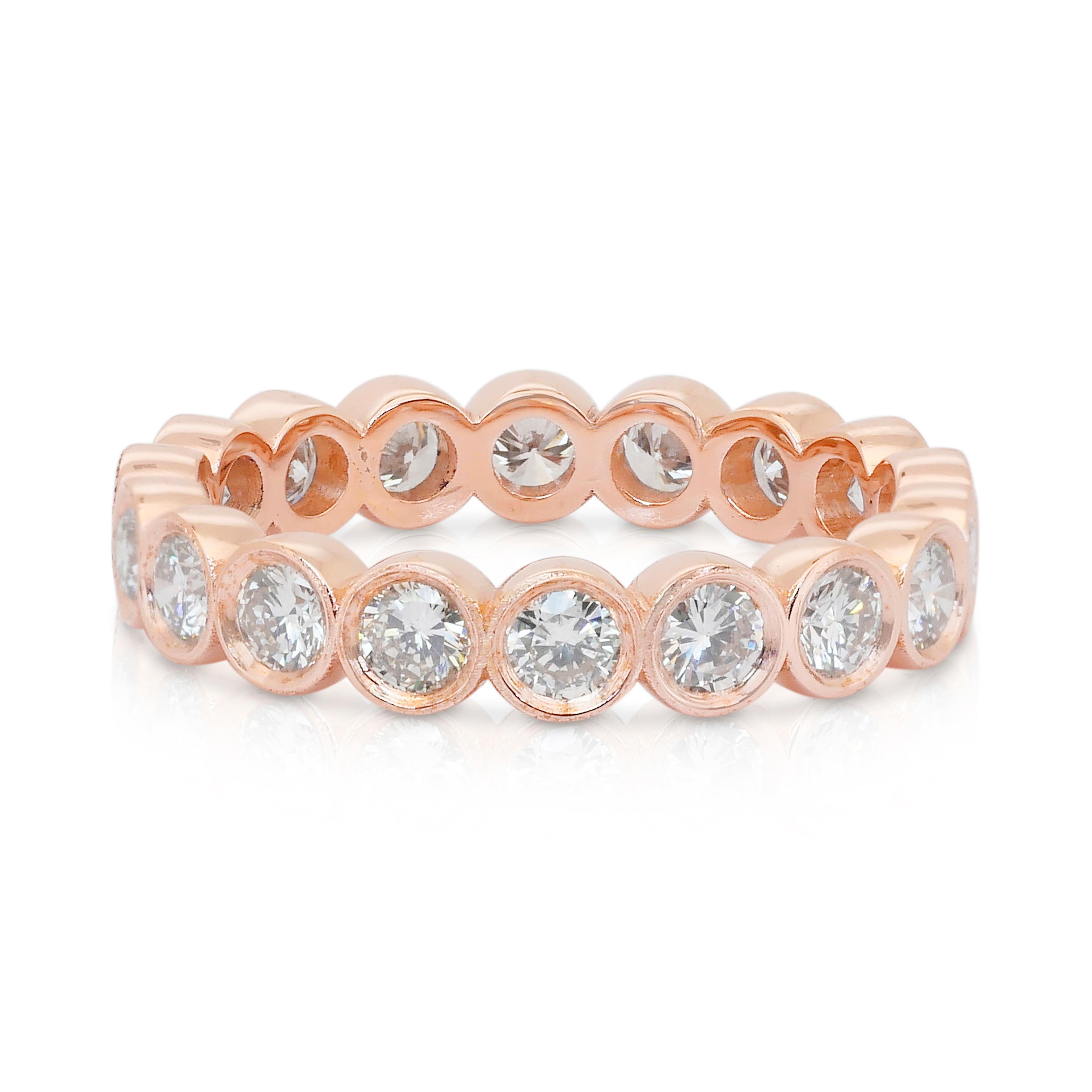 Squisito anello di eternità con 1,26 carati di diamanti in oro rosa 18 carati - certificato IGI in vendita 2