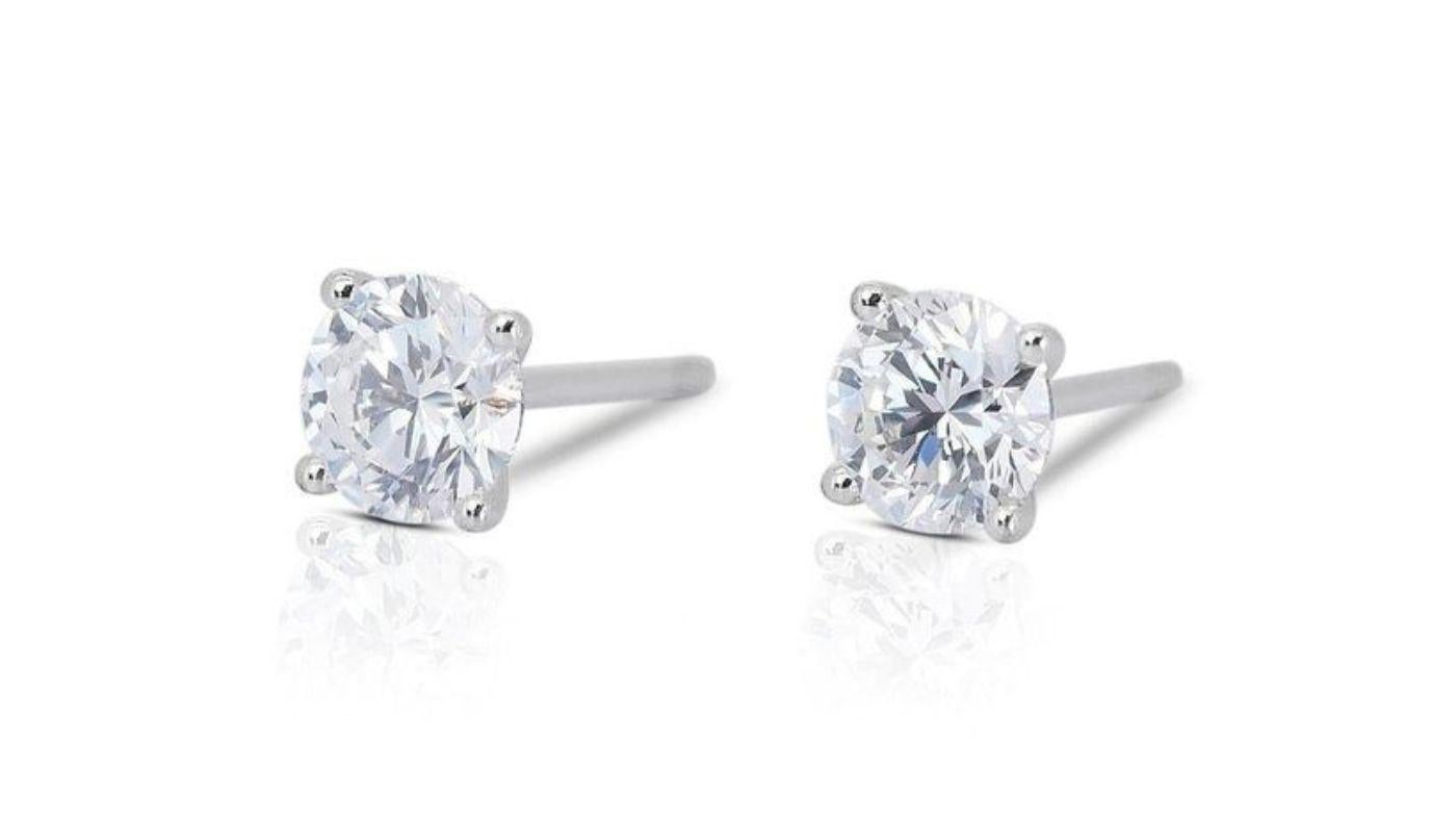 Women's Exquisite 1.41ct Diamond Stud Earrings in 18K White Gold For Sale