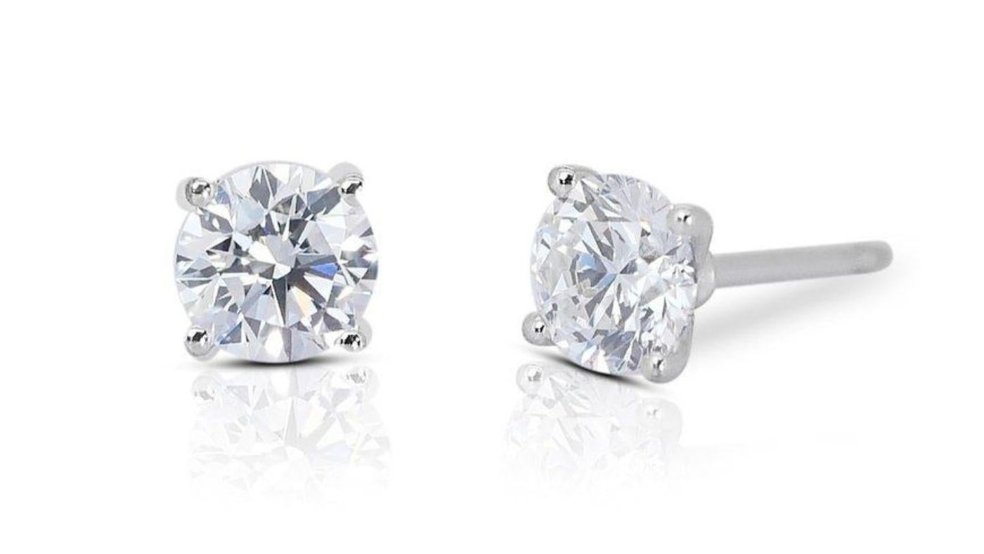 Exquisite 1.41ct Diamond Stud Earrings in 18K White Gold For Sale 1