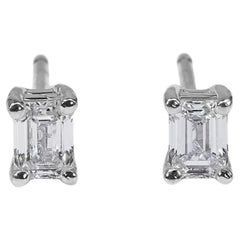 Clous d'oreilles exquis en or blanc 18 carats avec diamant taille émeraude 1,41 carat - GIA 