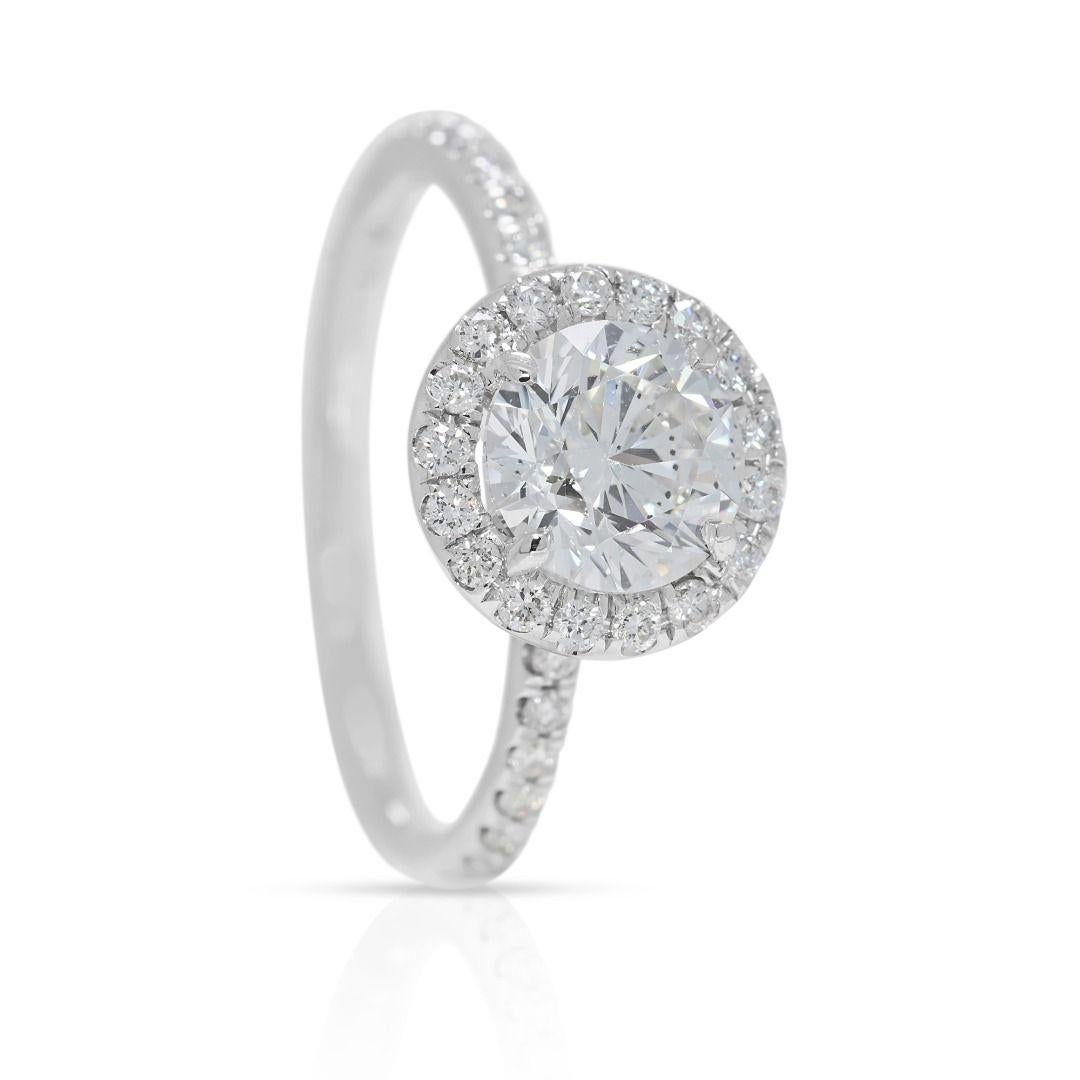 da uomo o donna Exquisite 1.42ct Halo Pave Natural Diamond Ring in 14K White Gold in vendita