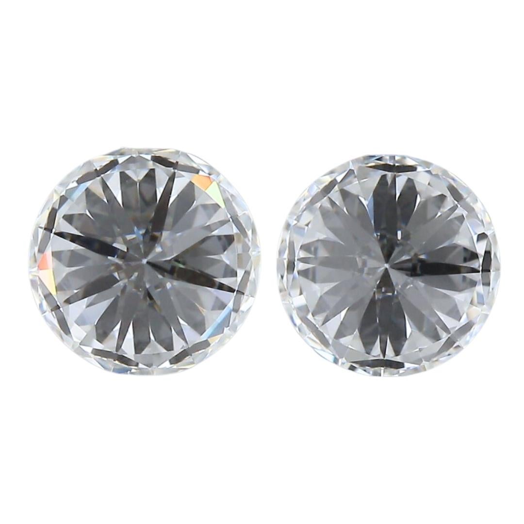Squisita coppia di diamanti rotondi a taglio ideale triplo eccellente da 1.42ct - GIA in vendita 1