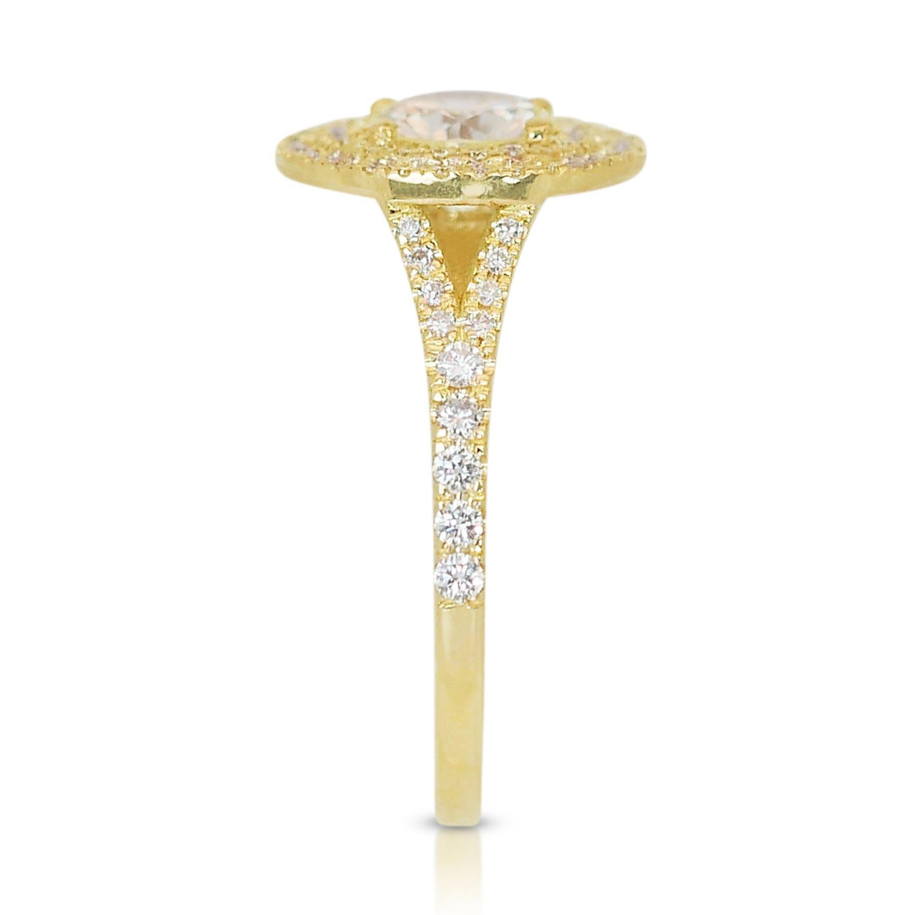 Exquisite 1.44ct Diamond Double Halo Ring in 18k Yellow Gold - GIA Certified For Sale 1