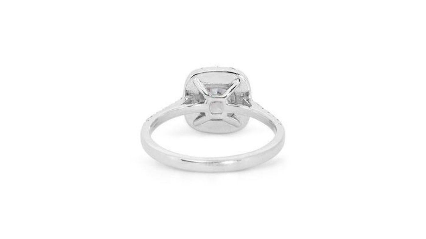Exquisite 1.47ct Cushion Cut Diamond Ring set in 18K White Gold For Sale 1