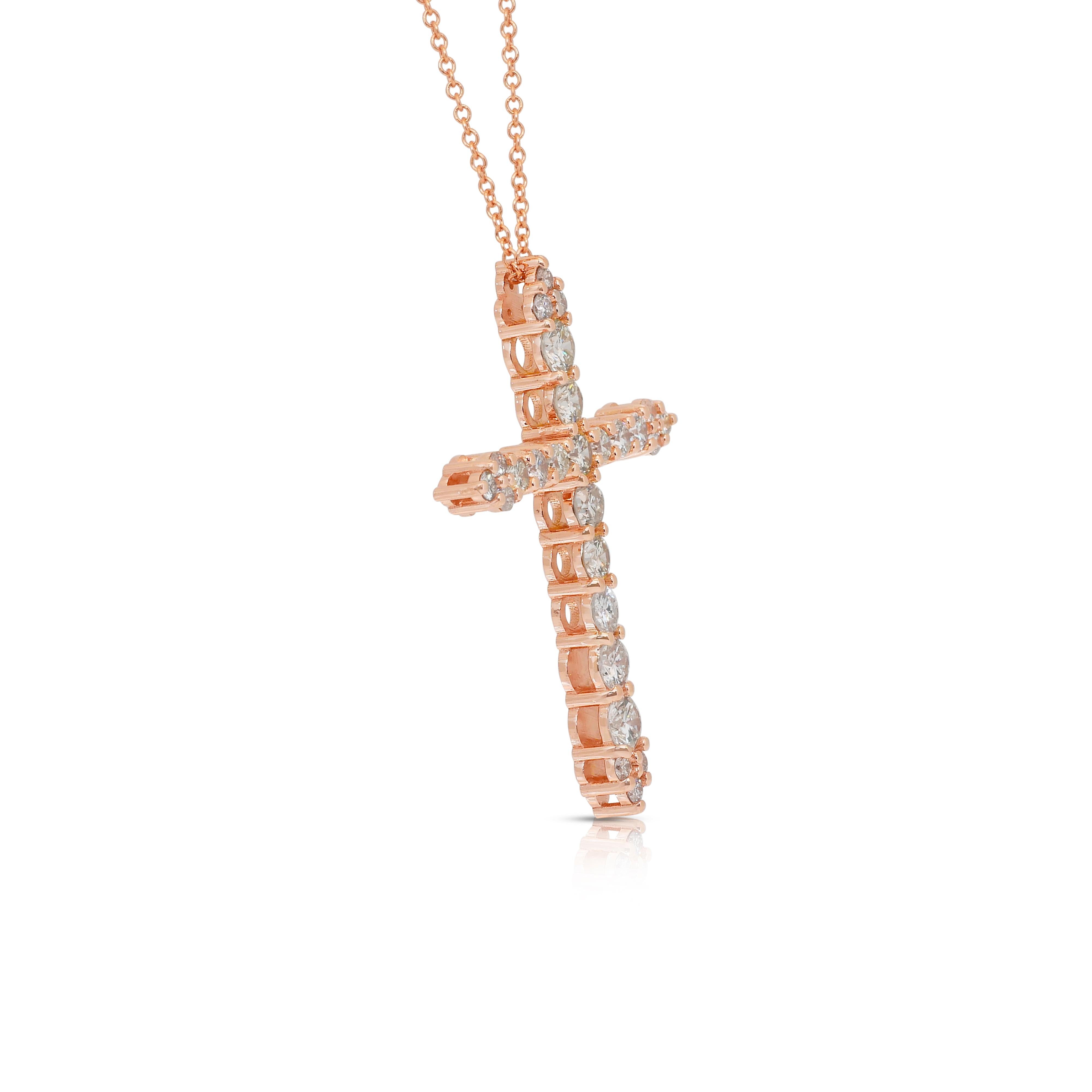 Exquisito Collar de Diamantes de 1,49ct con Colgante de Cruz en Oro Rosa de 18k en venta 2