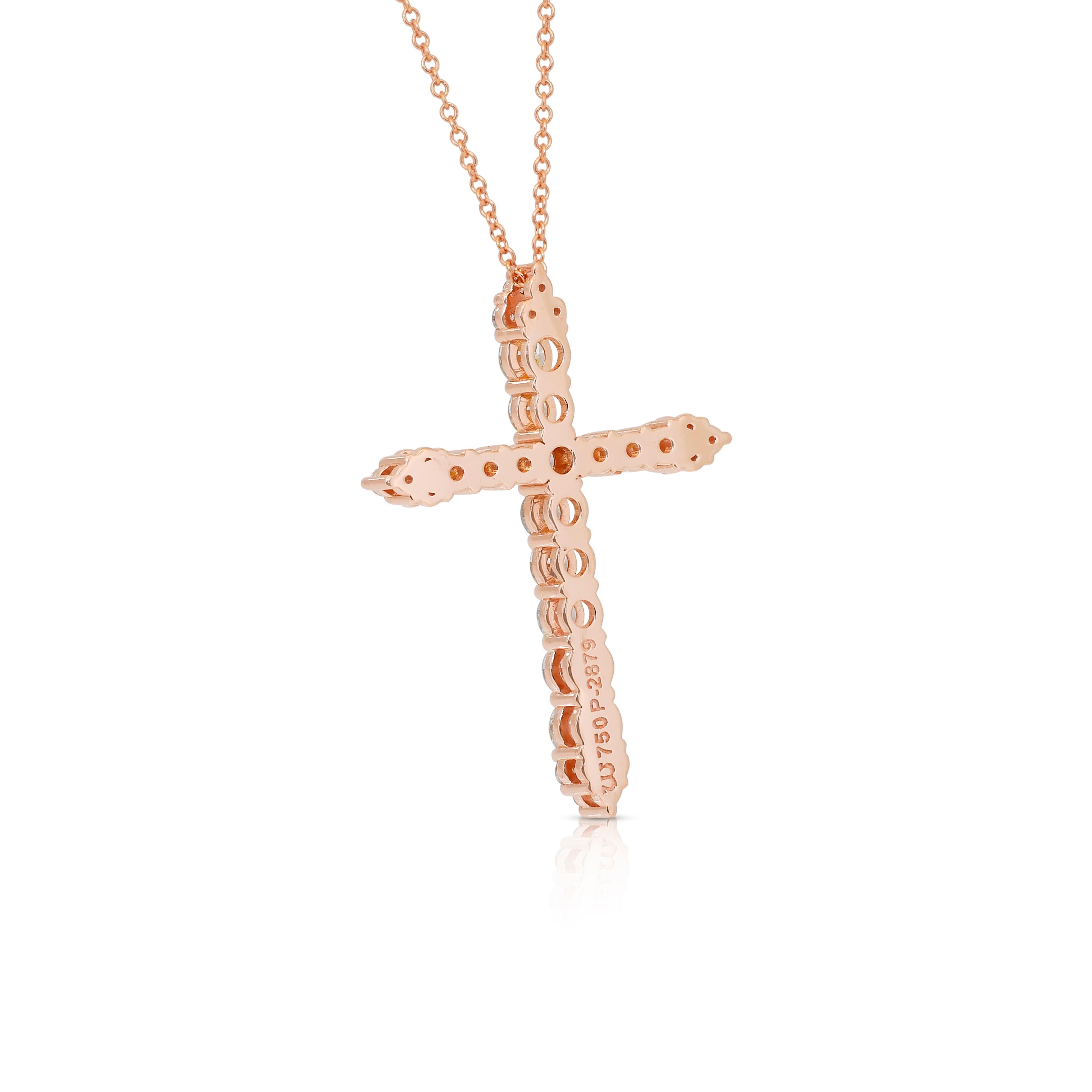 Exquisito Collar de Diamantes de 1,49ct con Colgante de Cruz en Oro Rosa de 18k en venta 3
