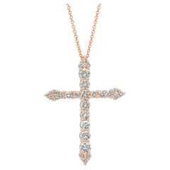 Exquisito Collar de Diamantes de 1,49ct con Colgante de Cruz en Oro Rosa de 18k
