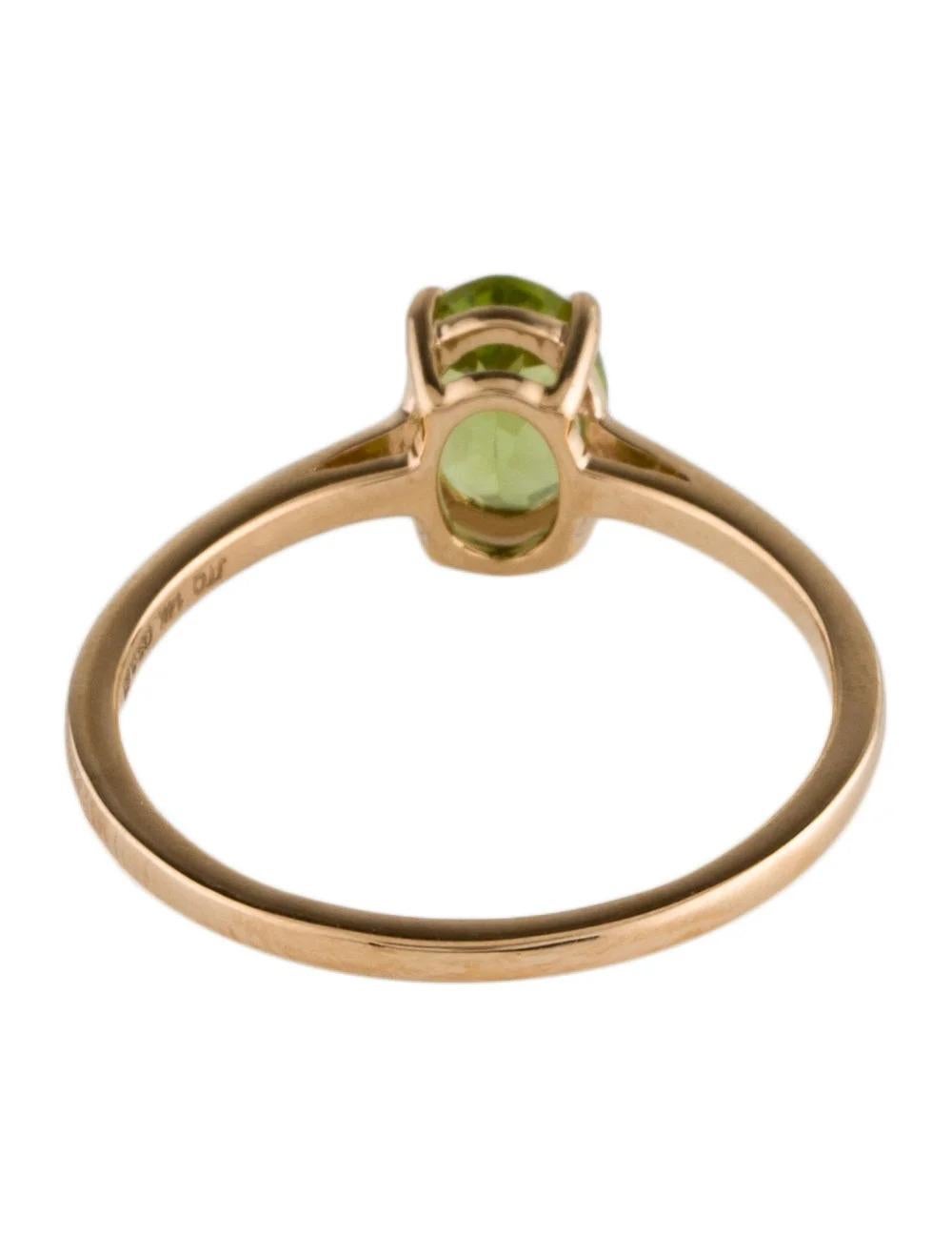 Exquisite 14K Peridot Cocktail Ring Size 6.75 - Timeless Statement Jewelry In New Condition For Sale In Holtsville, NY