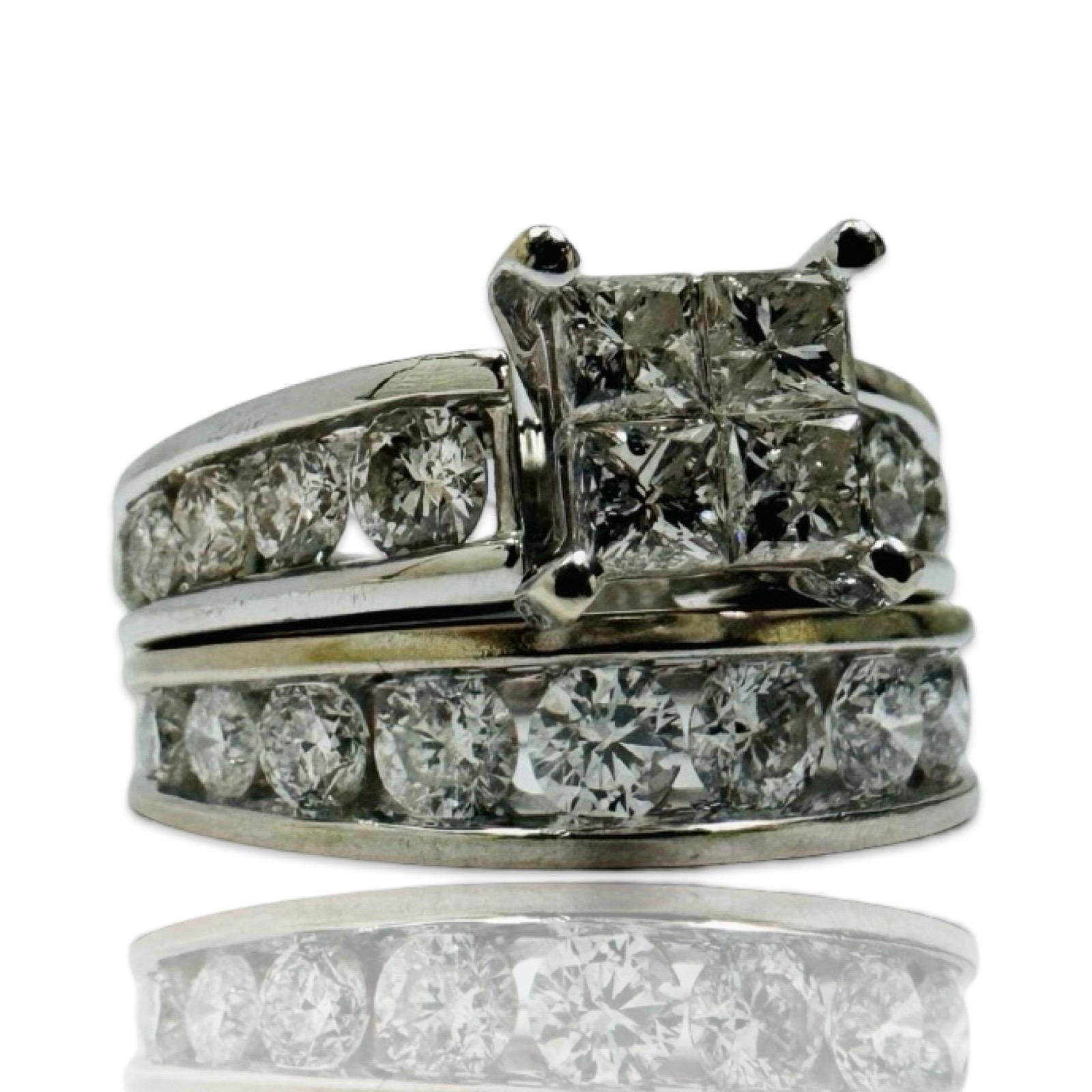 Exquisite 14K White Gold 3.53tcw Diamond Wedding Ring Set In Excellent Condition For Sale In Miami, FL