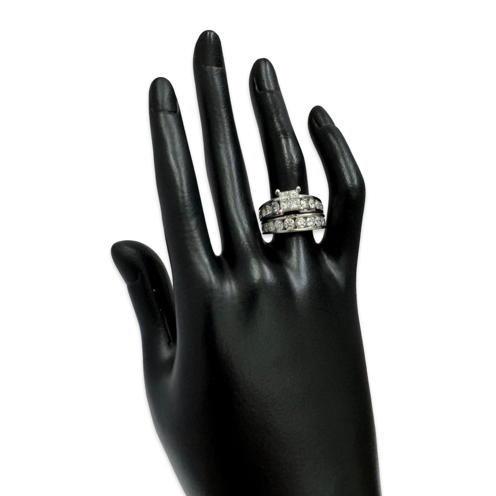 Women's or Men's Exquisite 14K White Gold 3.53tcw Diamond Wedding Ring Set For Sale