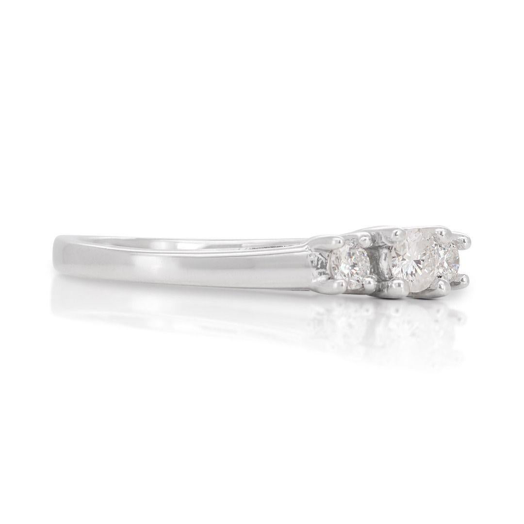 Round Cut Exquisite 14K White Gold Ring with 0.22ct 3-stone Natural Diamonds For Sale