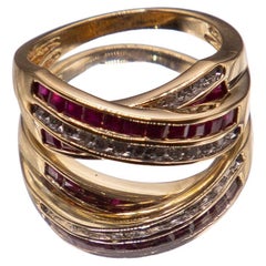 Exquisite 14k Yellow Gold Diamond Ruby Ring with 2ct Square-Cut Ruby