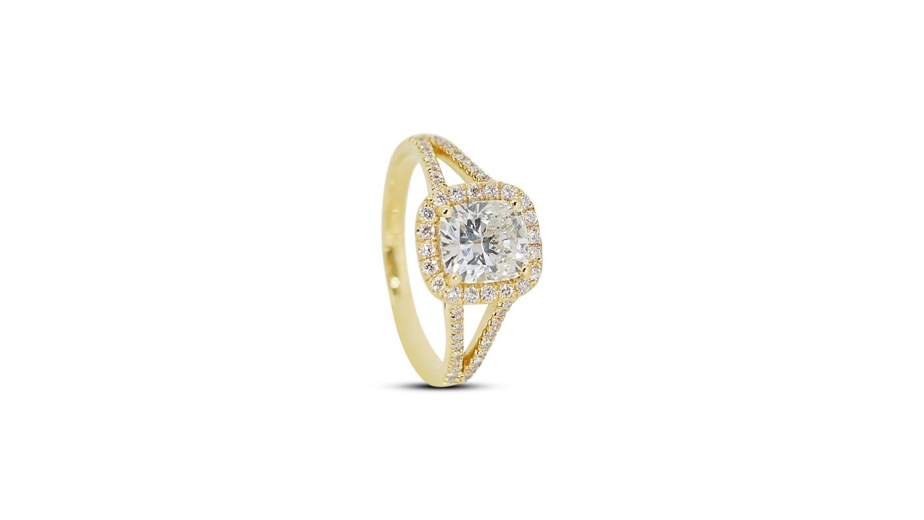 Women's Exquisite 1.5 carat Cushion Shape Natural Diamond Ring