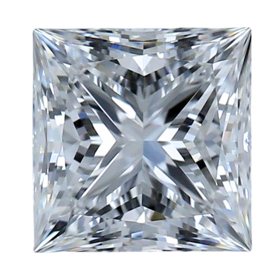 Exquisite 1.52ct Ideal Cut Square Diamond - GIA Certified For Sale 2